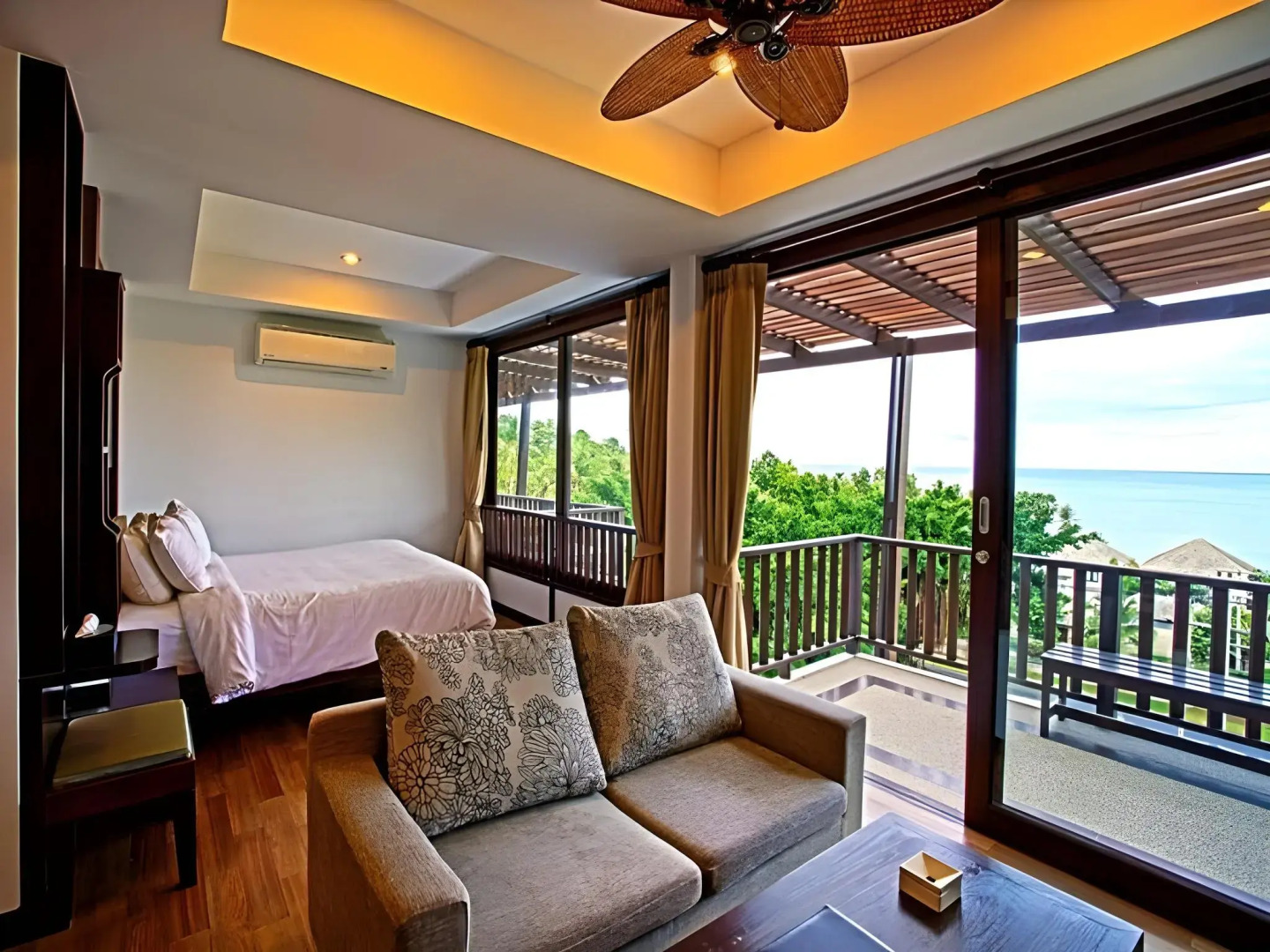 Maryoo Samui Hotel