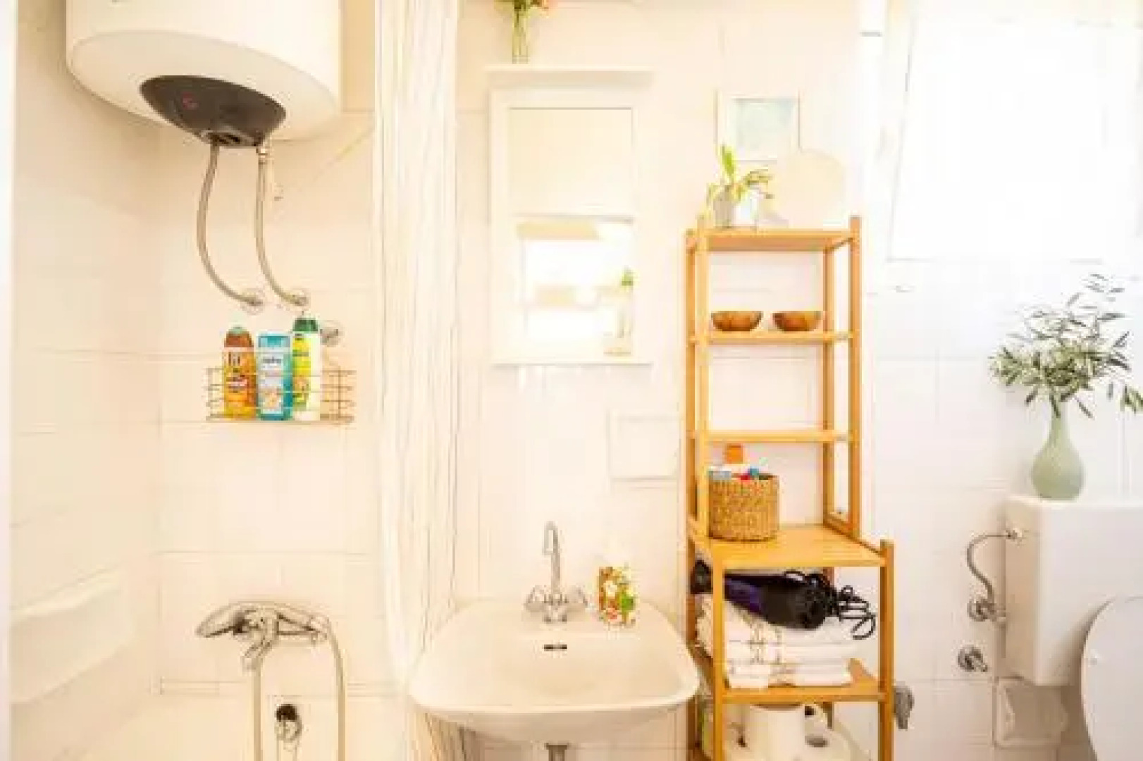 Spacious apartment by the sea 8+4