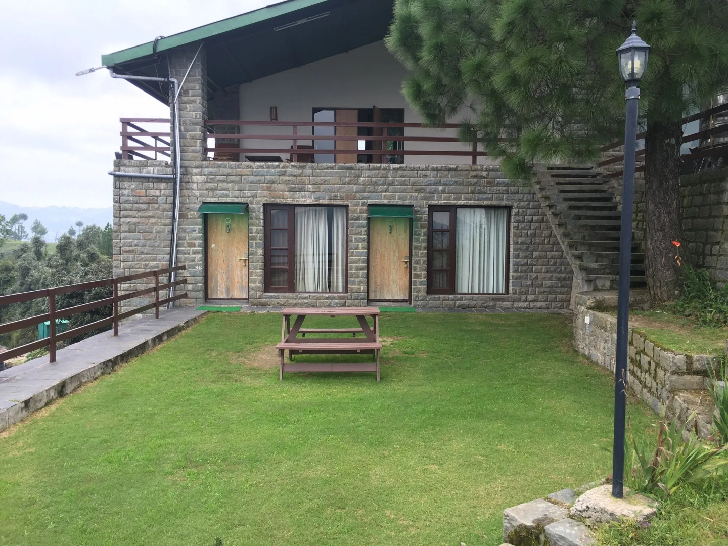 WoodSmoke resort & Spa