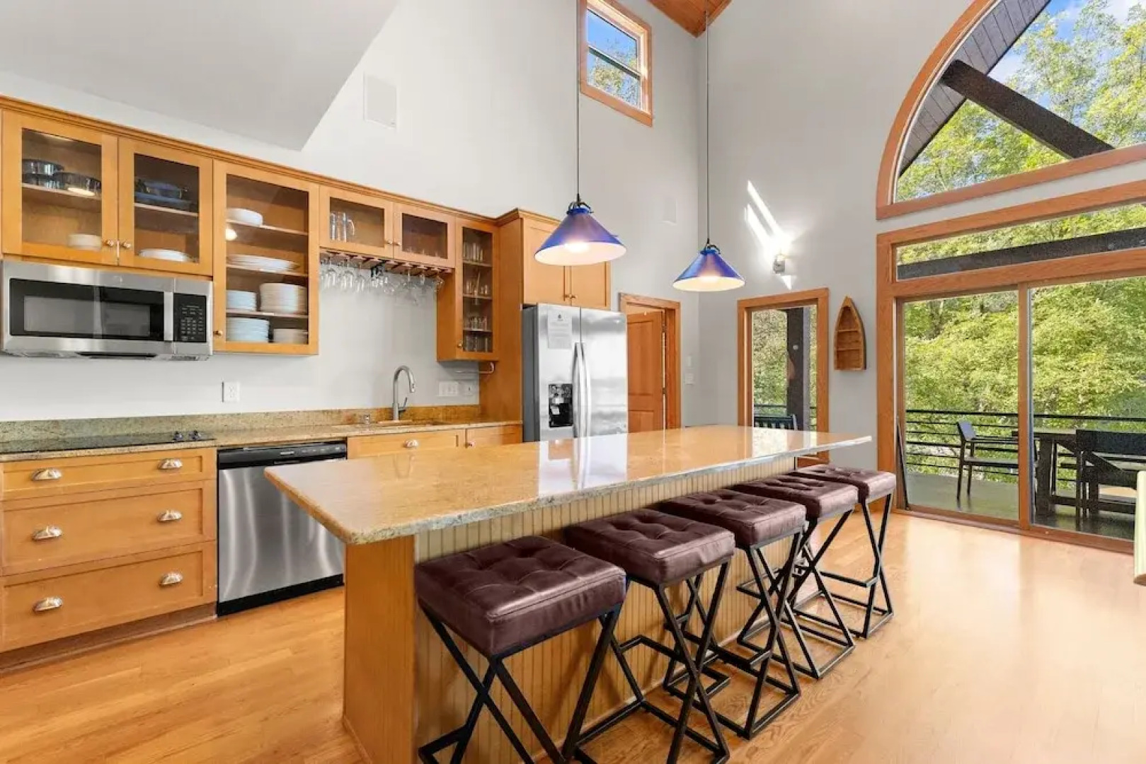 Mi Casa Su Casa by Avantstay Lakefront Escape