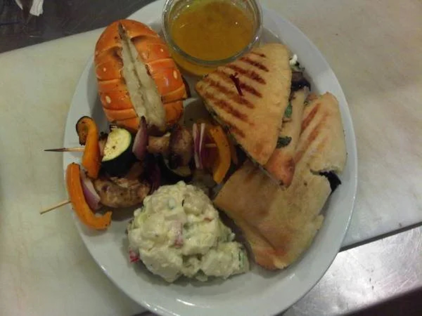 Van Galis Cafe and Inn