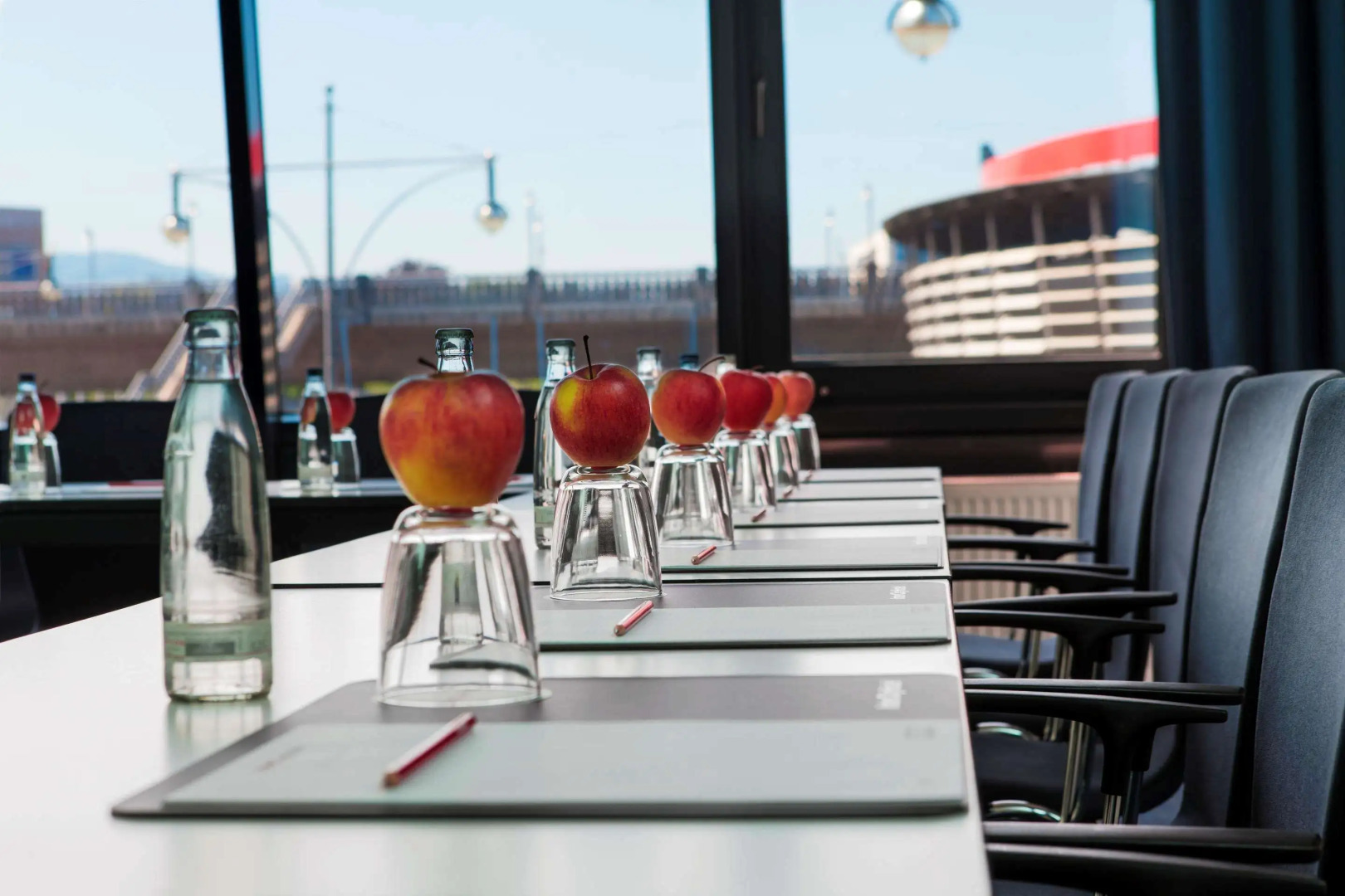 Отель Freiburg City Center by Leonardo Hotels