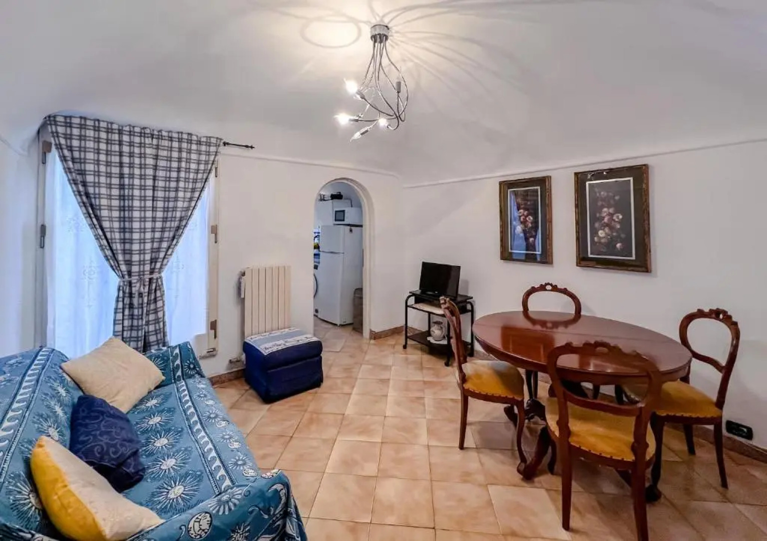 Ampio Appartamento In Cogoleto A 10 Mt Dal Mare