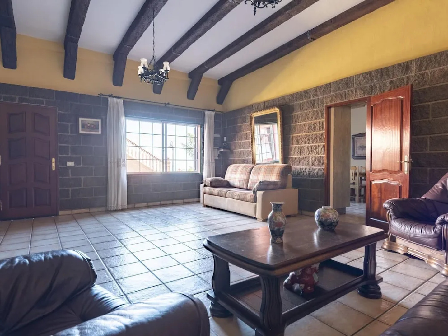 Heritage Holiday Home in La Orotava With City View