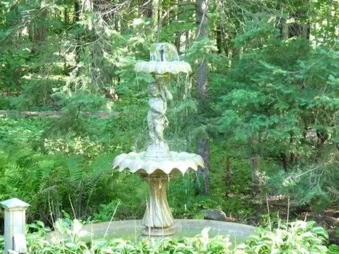 Les Diplomates B&B (Executive Guest House)