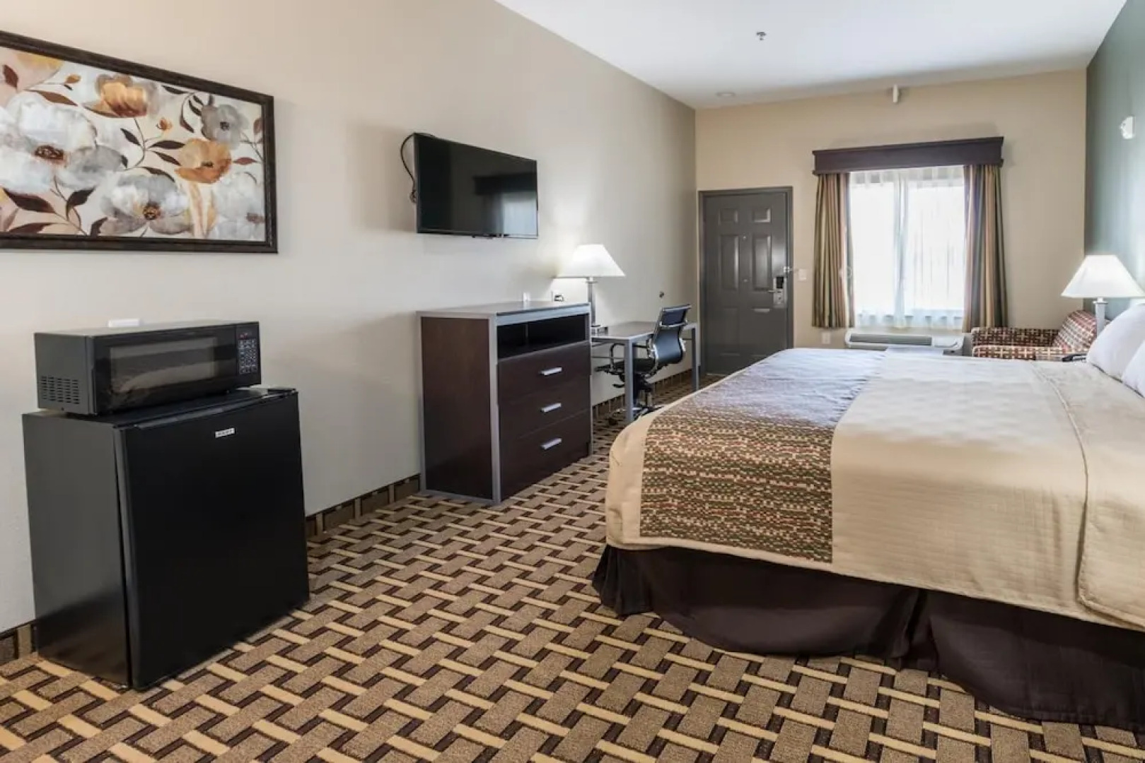 Scottish Inns & Suites