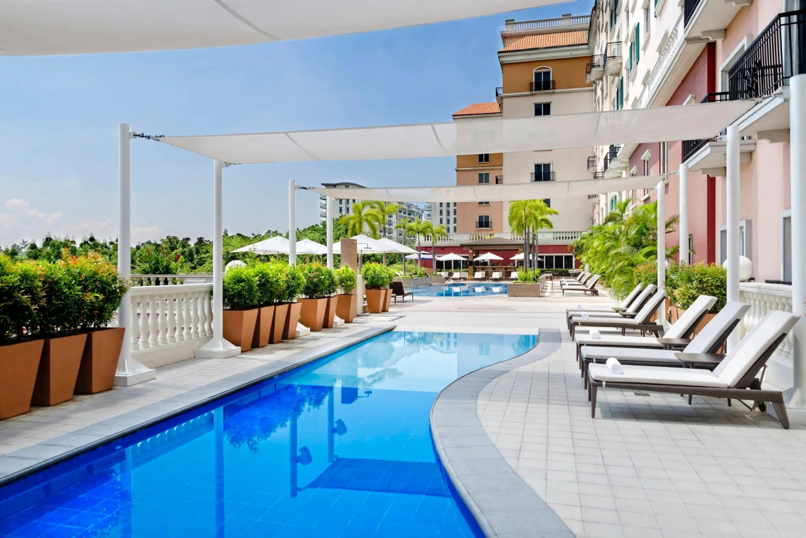 Manila Marriott Hotel at Newport World Resorts