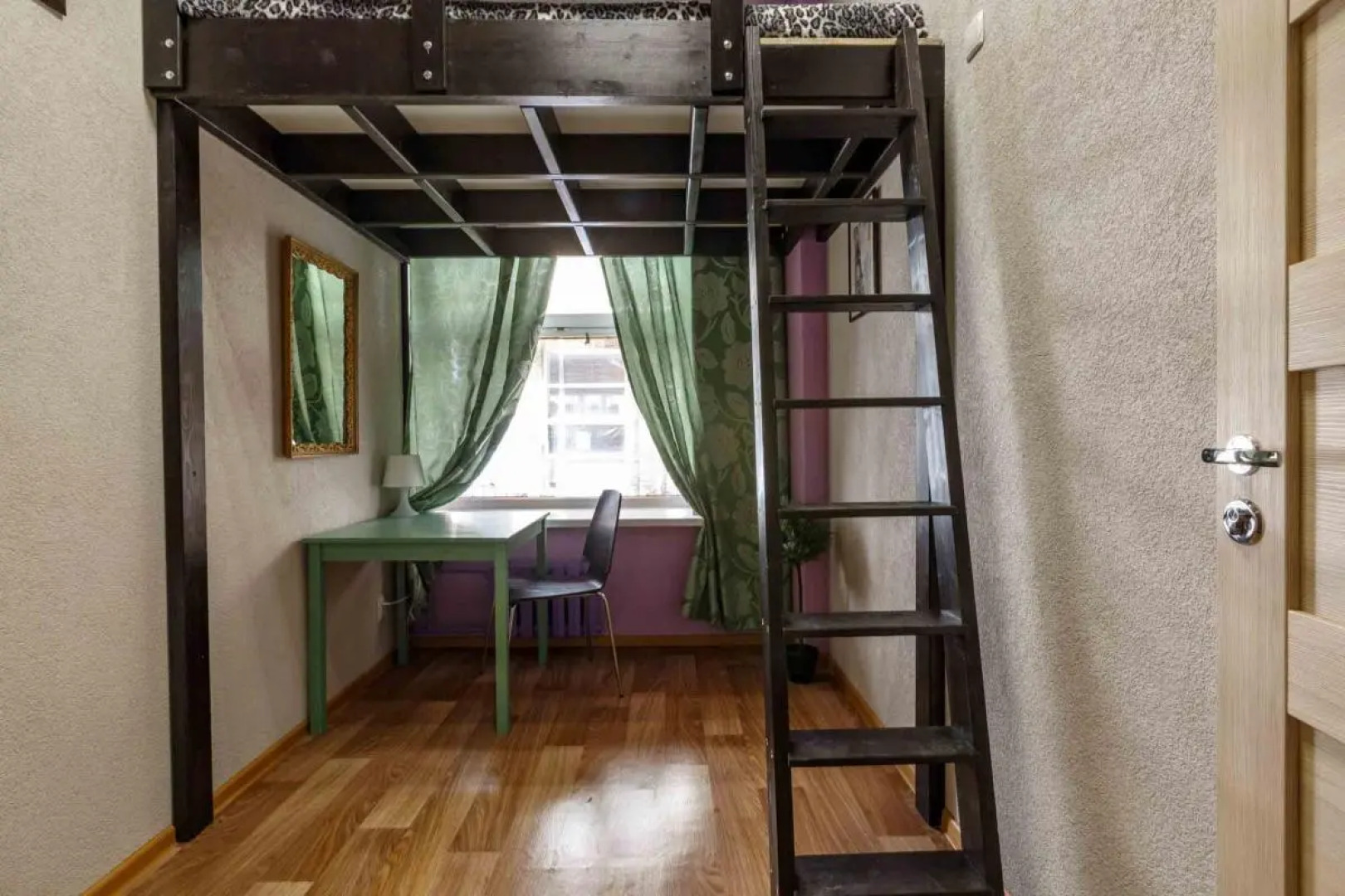 YO! Hostels (Ё Хостелс)