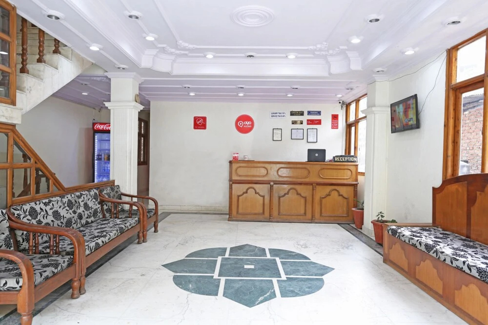 OYO 1590 Hotel Hari Palace