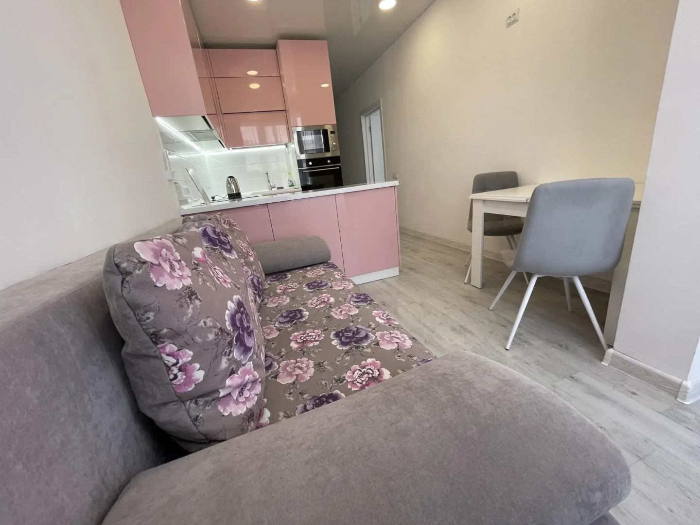 Sofi (Софи) на улице Крымской Весны 4 корпус 3