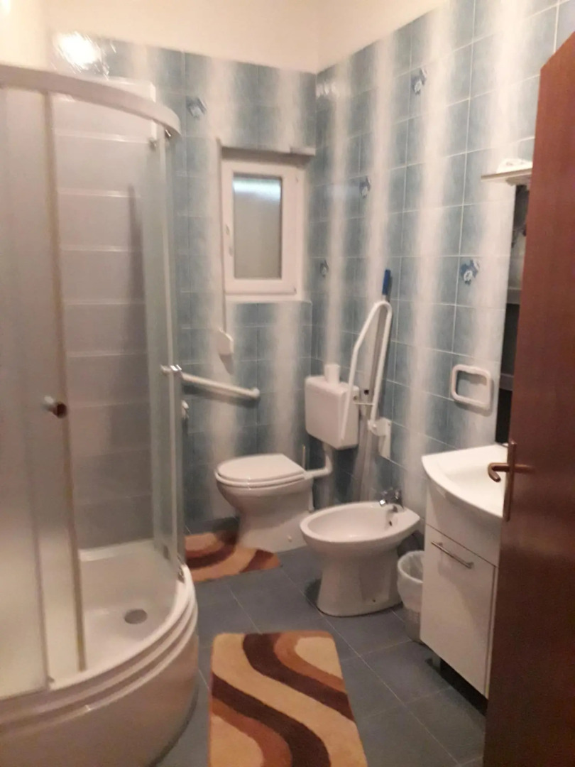 Ap T 1- 8 Pers in Rab