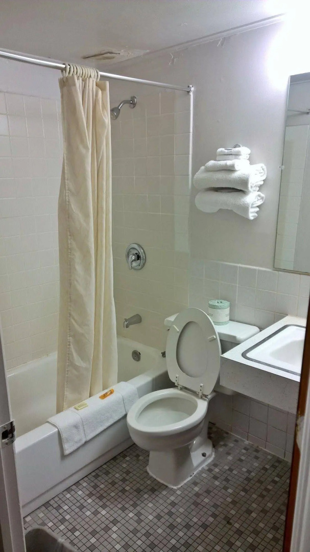 Crossroads Heritage Motel