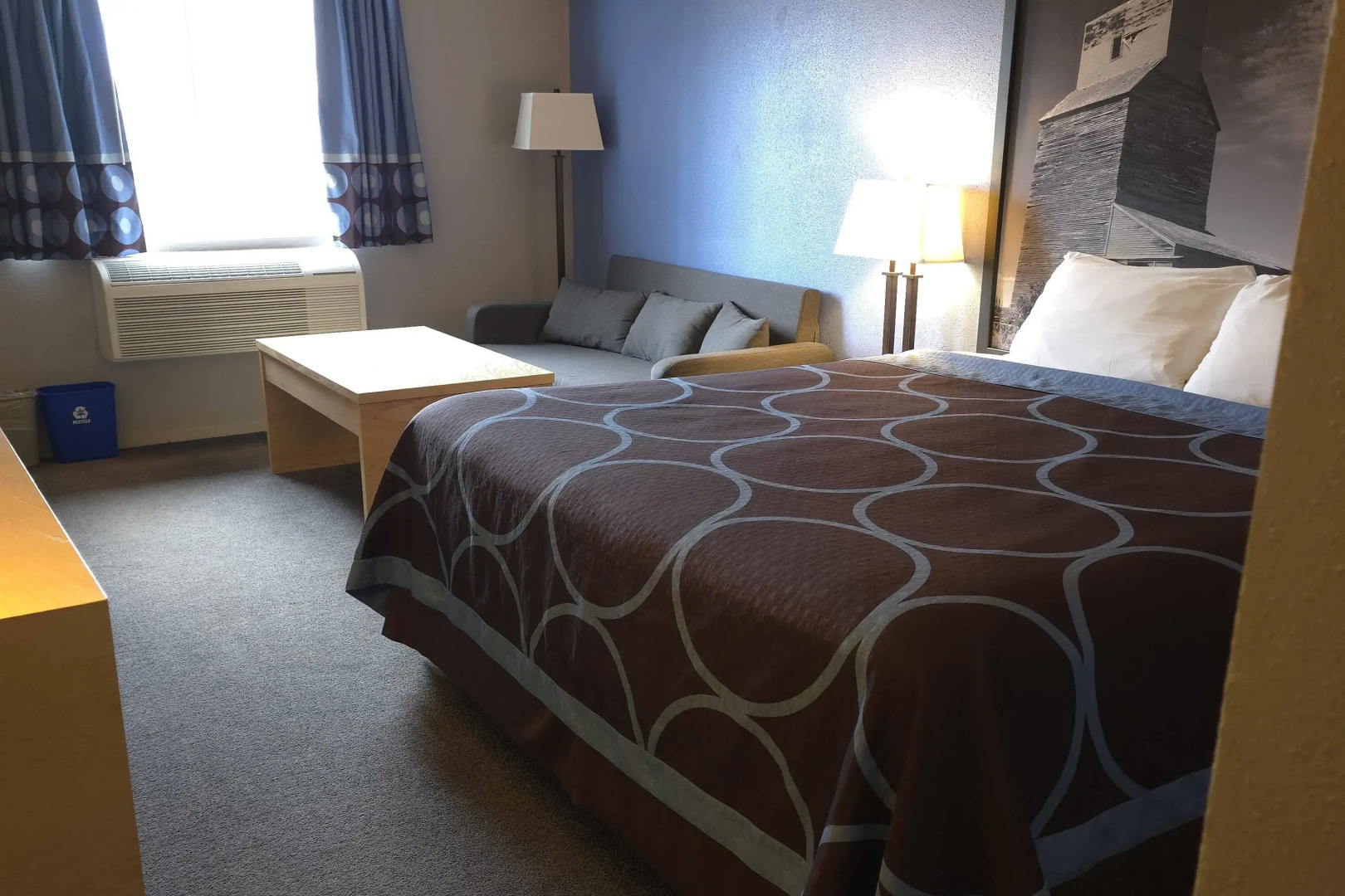 Super 8 by Wyndham Swift Current