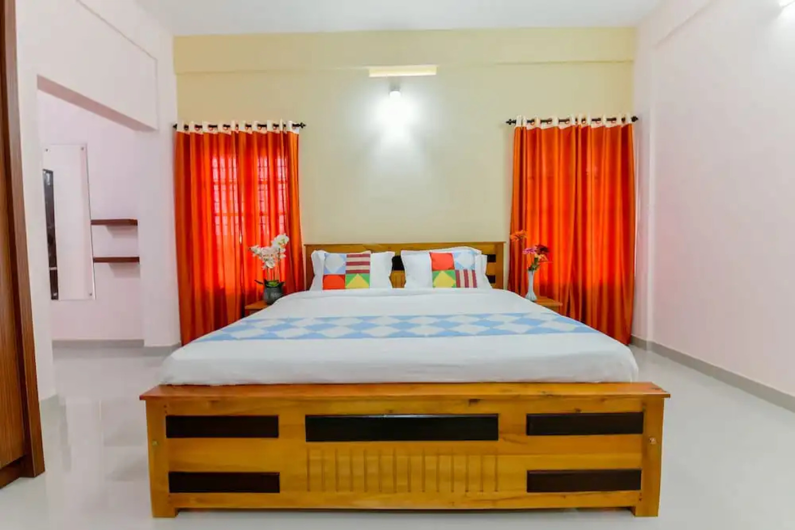 OYO 24016 Home Valley View 2BHK Sulthan Bathery