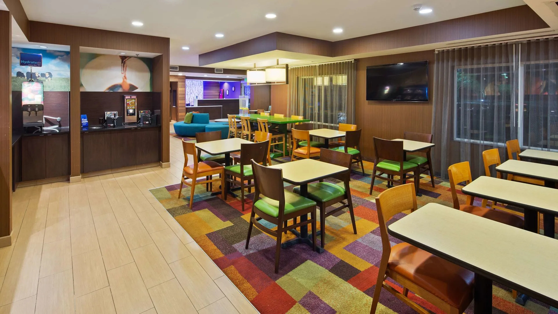 Country Inn & Suites by Radisson, LSU/Medical Corridor