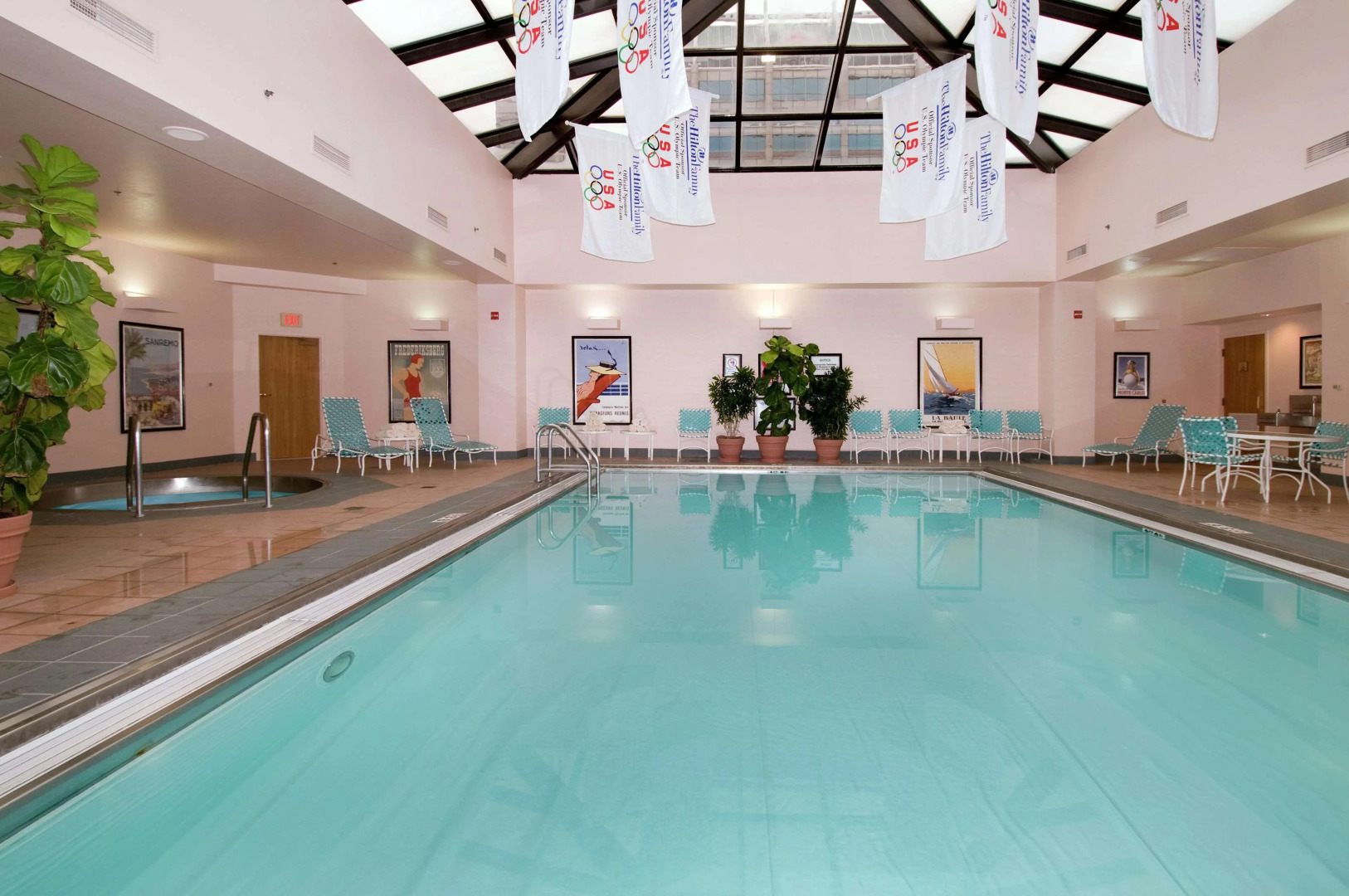 Hilton Indianapolis Hotel & Suites