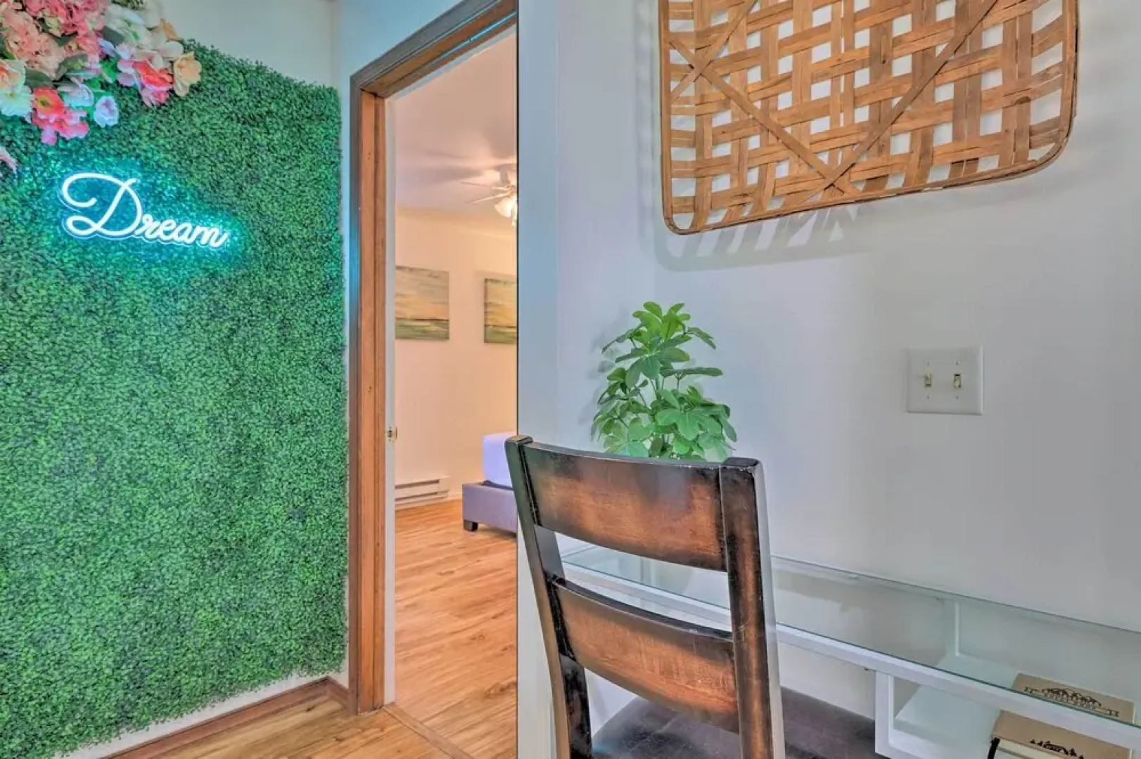 Tobyhanna Home w/ Hot Tub, Fire Pit, Deck + Grill!