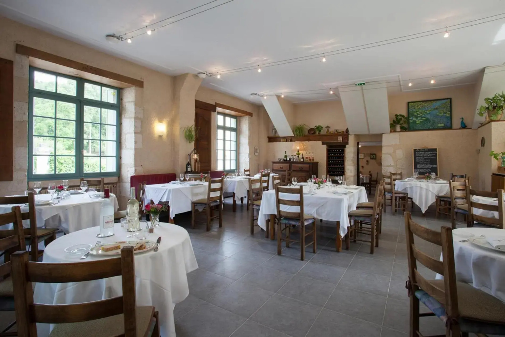 Logis Hôtel Le Lion d'Or