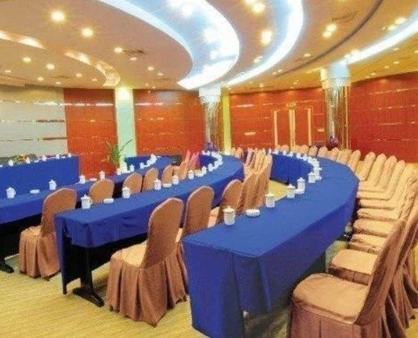 Qijia Shan Hotel