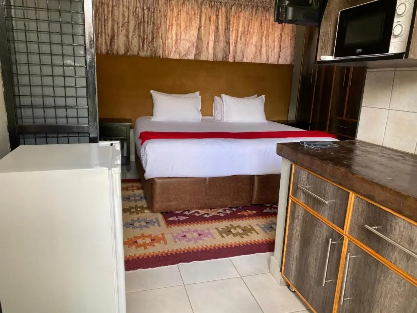 PW Heights Private Guest House