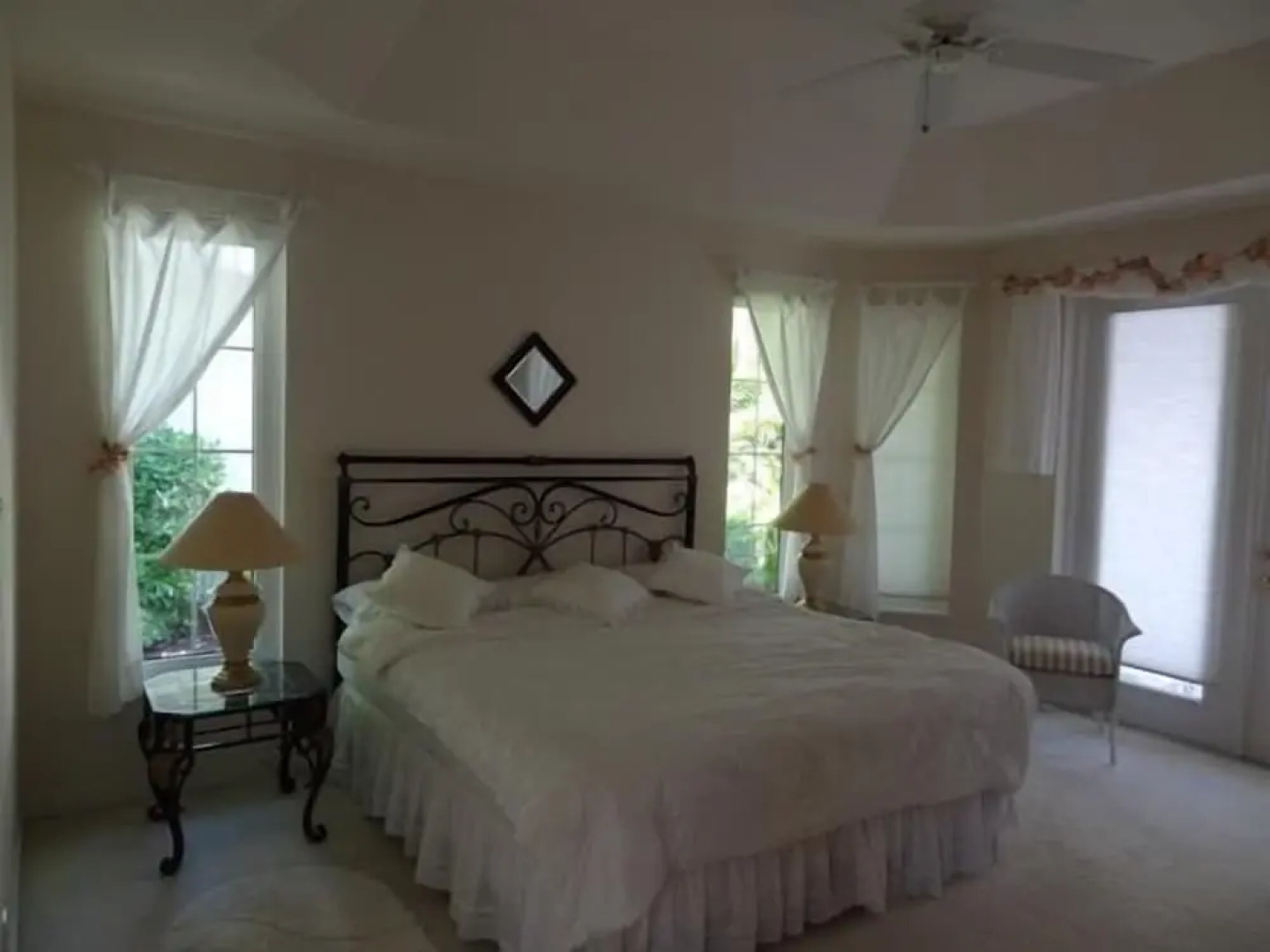 KEN486 3 Bedroom Holiday Home by Marco Naples Vacation Homes