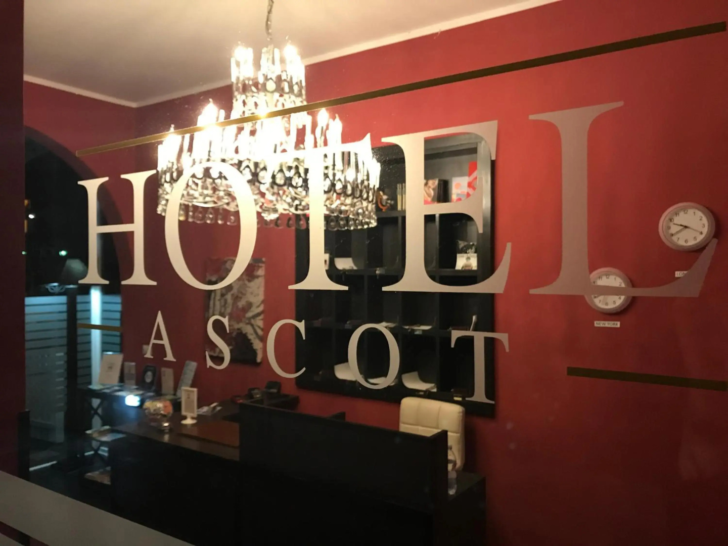 Отель Ascot Hotel