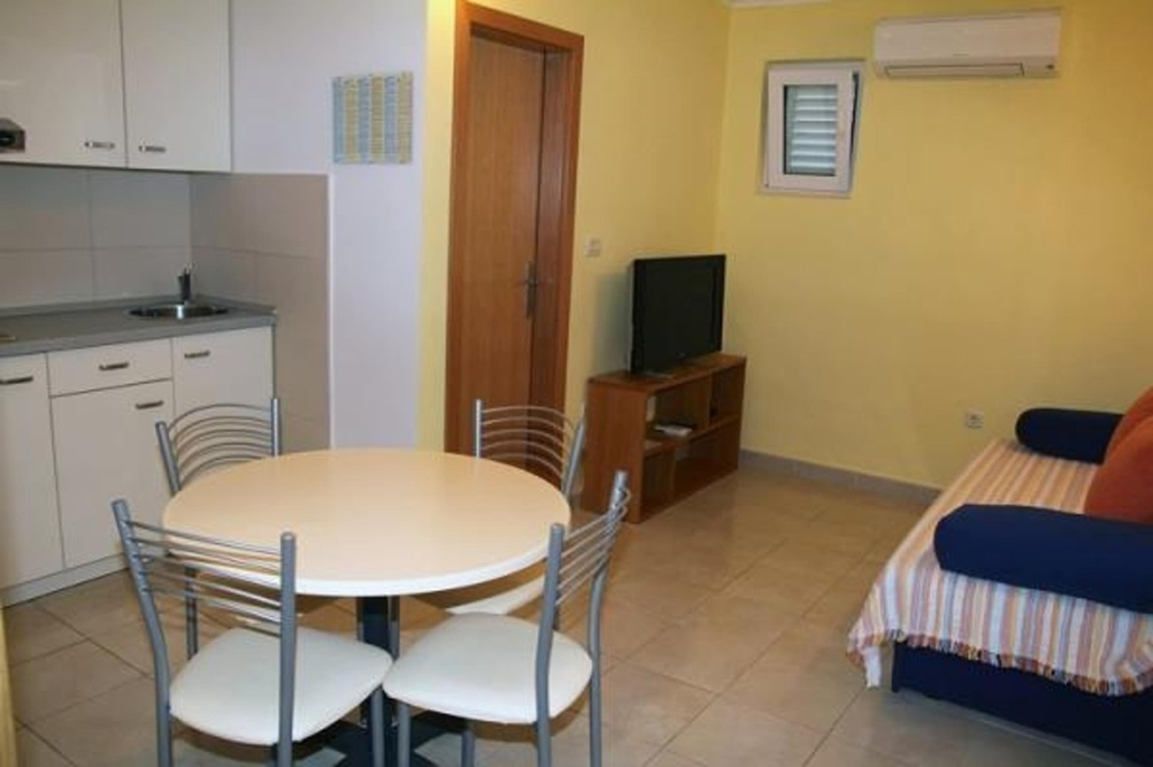 Apartment Sini - with parking : A4  Makarska, Riviera Makarska