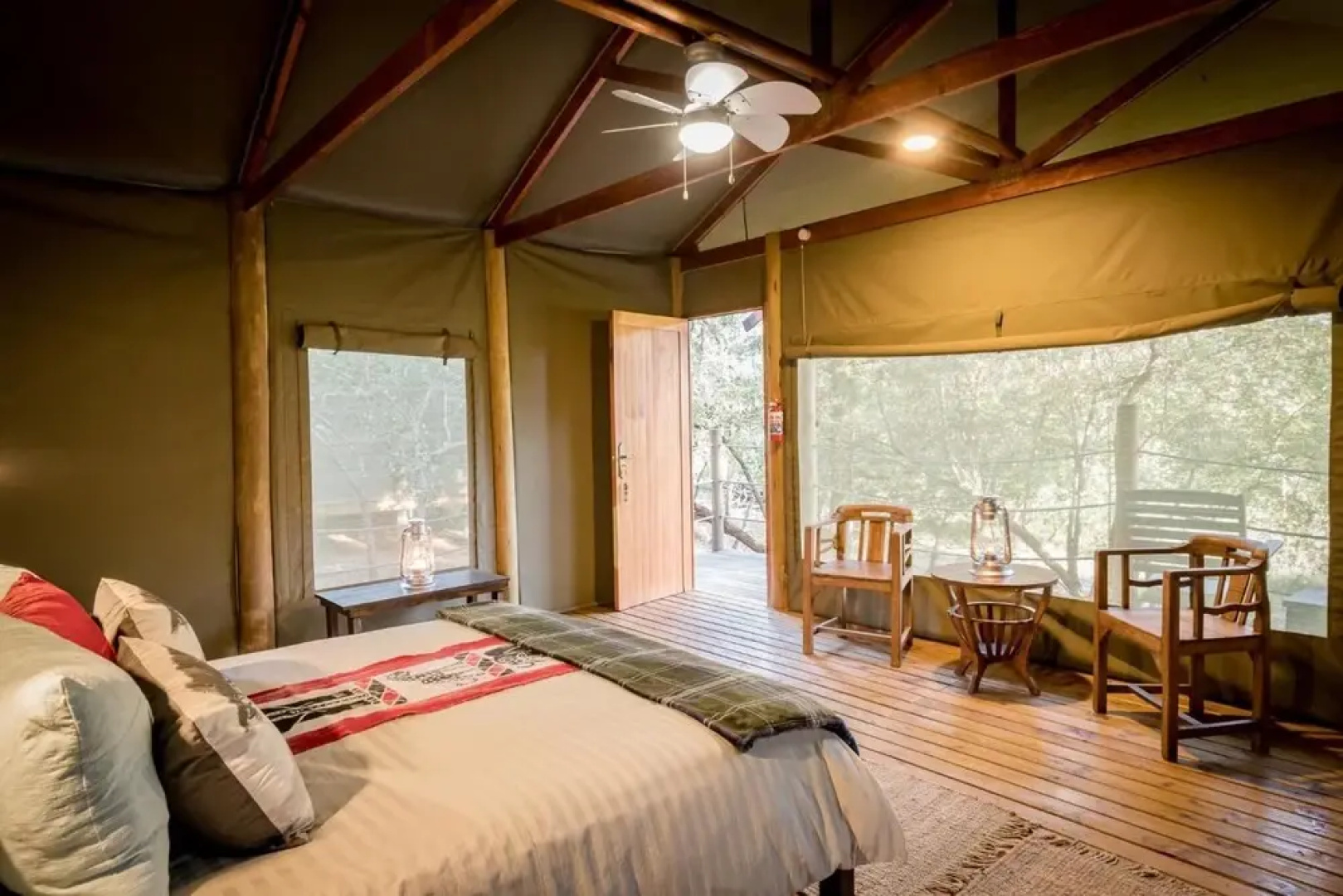 The Island River Lodge