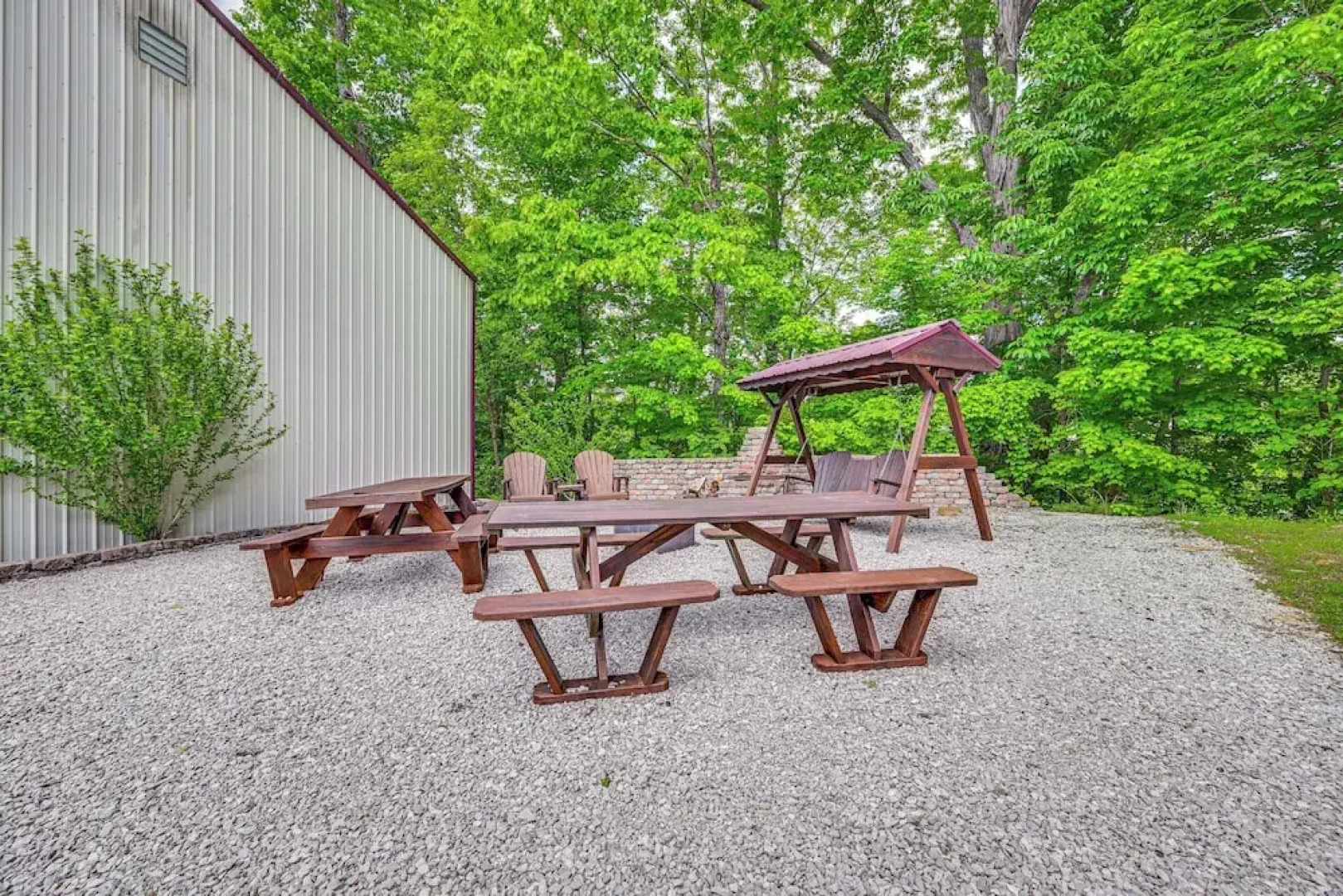 Woodsy Kentucky Escape w/ Game Room & Lake Access!