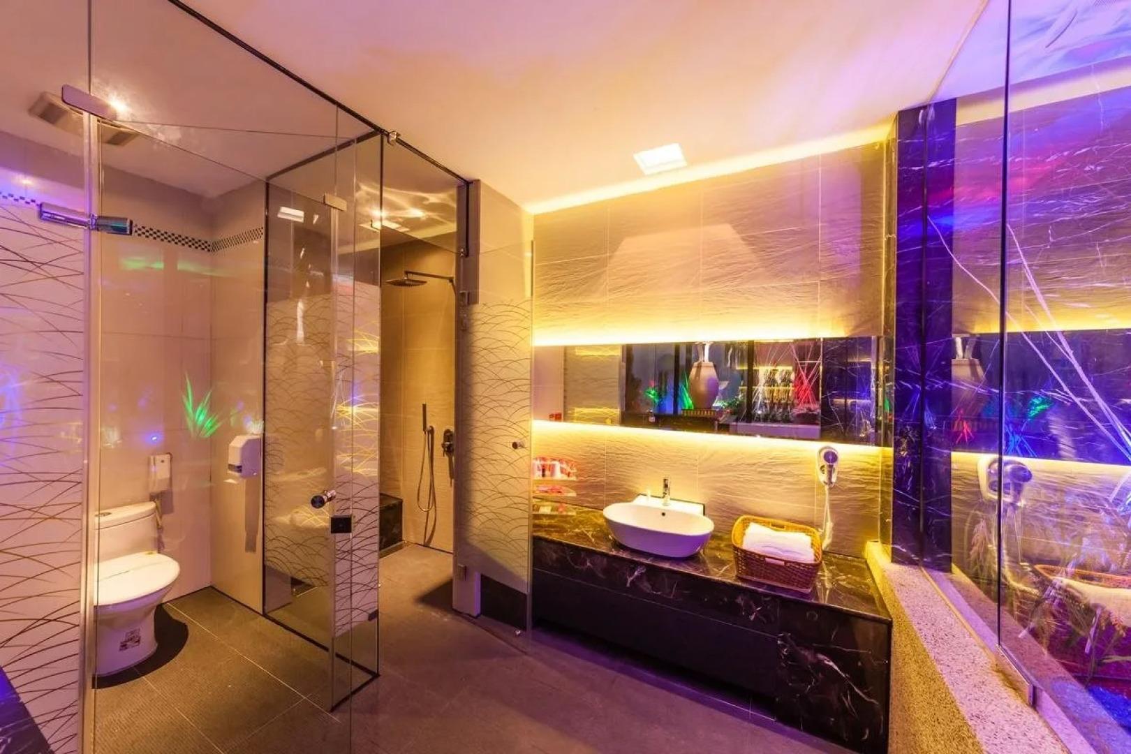 Sweet Love Boutique Motel