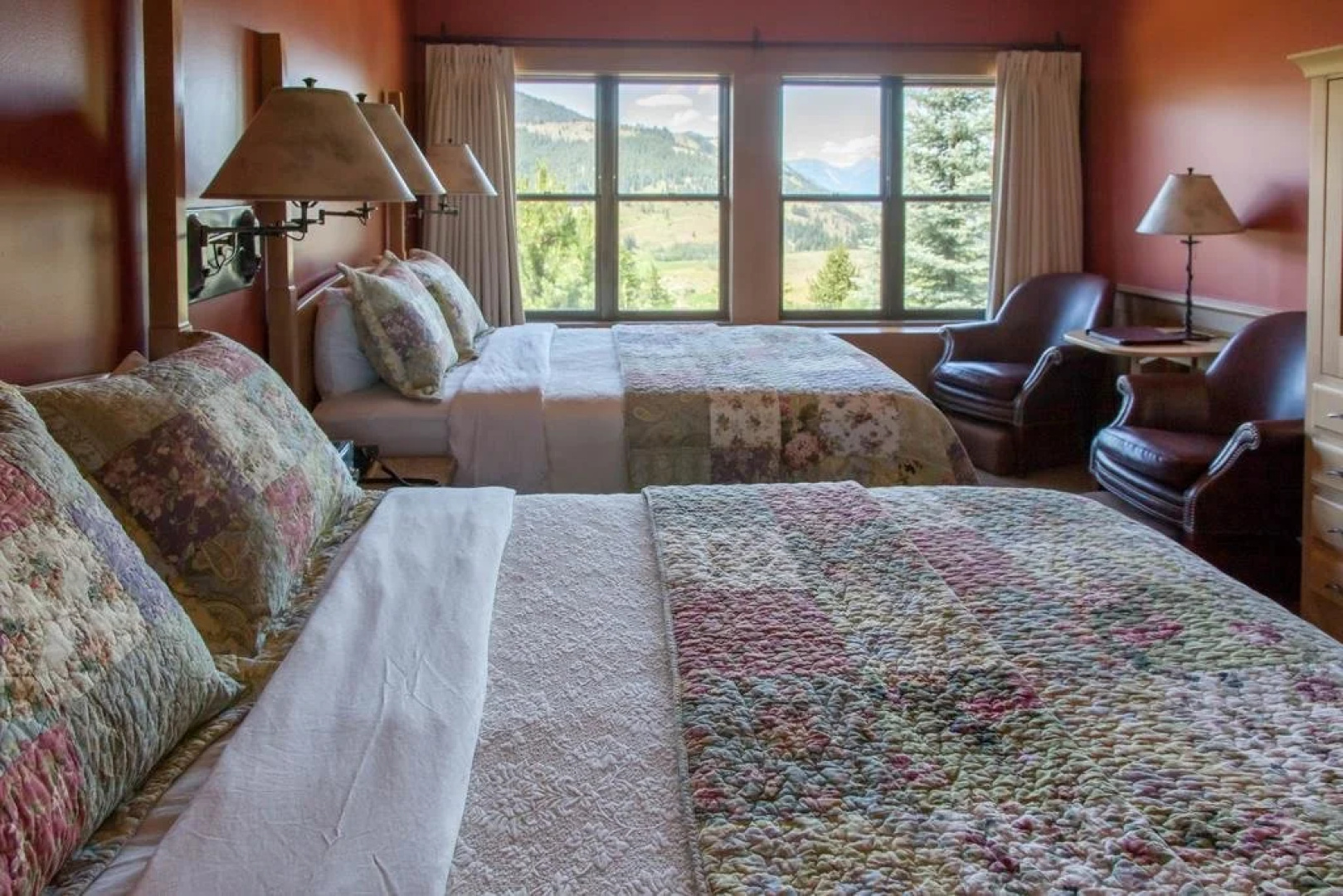 Sun Mountain Lodge