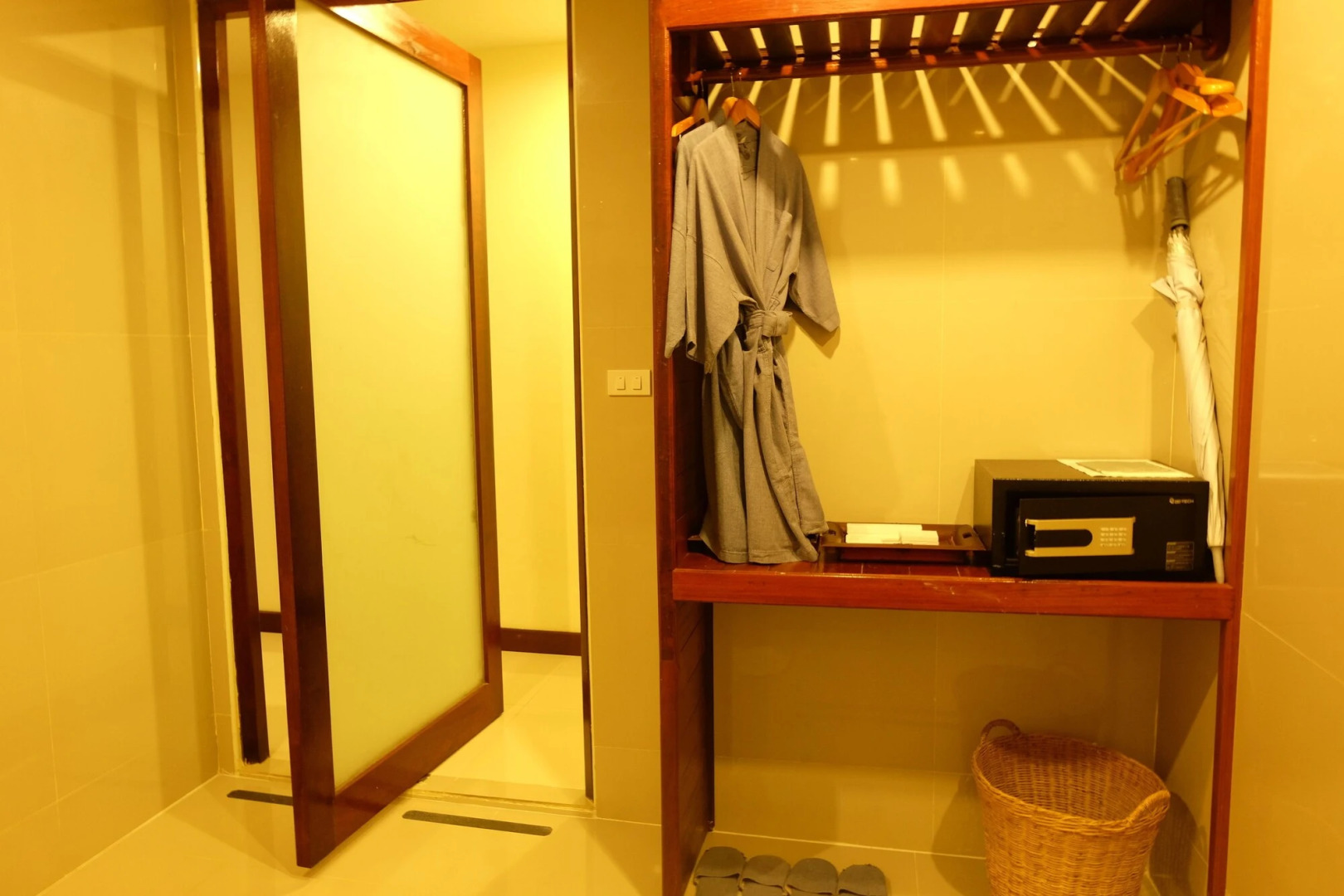 Howard Johnson by Wyndham Phuket Naiyang