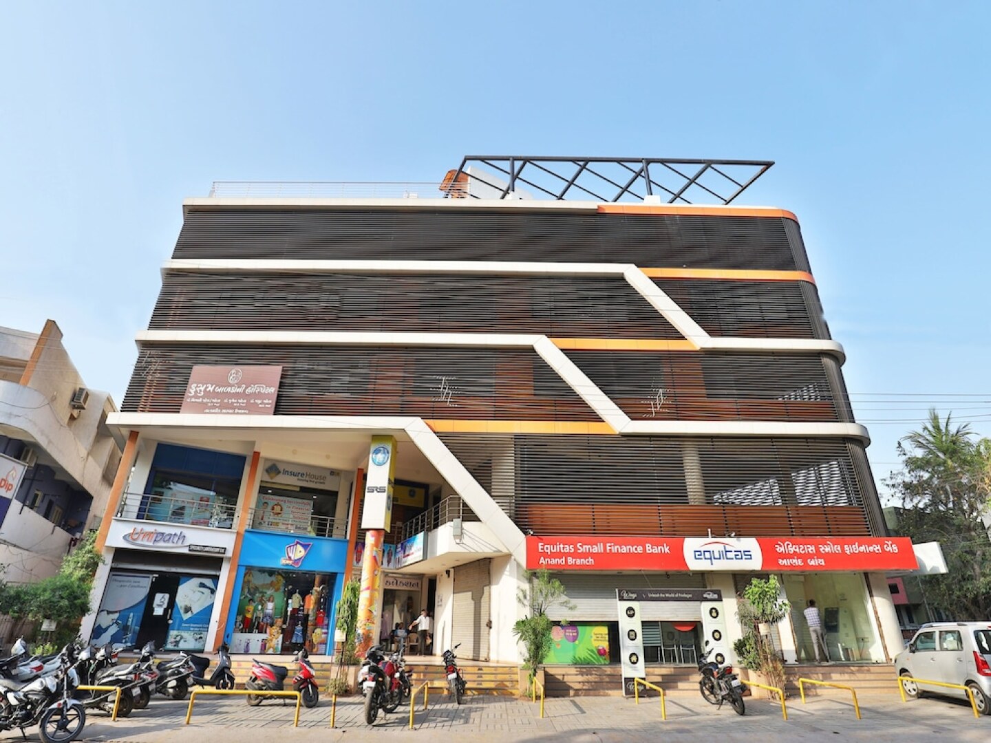 OYO 13420 Hotel Adendip Inn