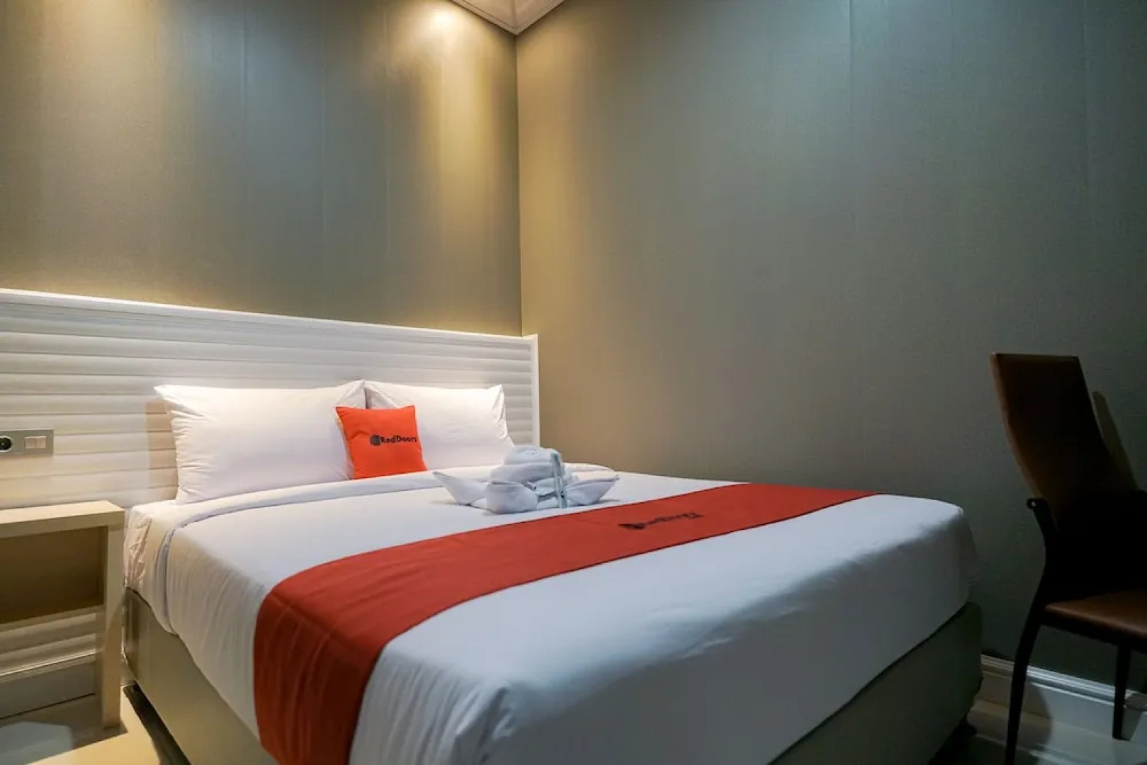 RedDoorz near Exit Toll Sirkuit Sentul