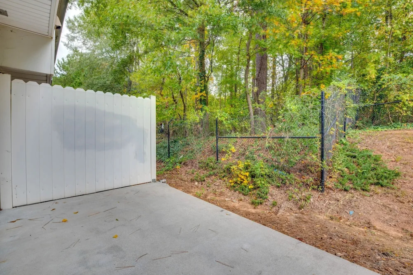 Bright Decatur Townhome ~ 10 Mi to Atlanta!