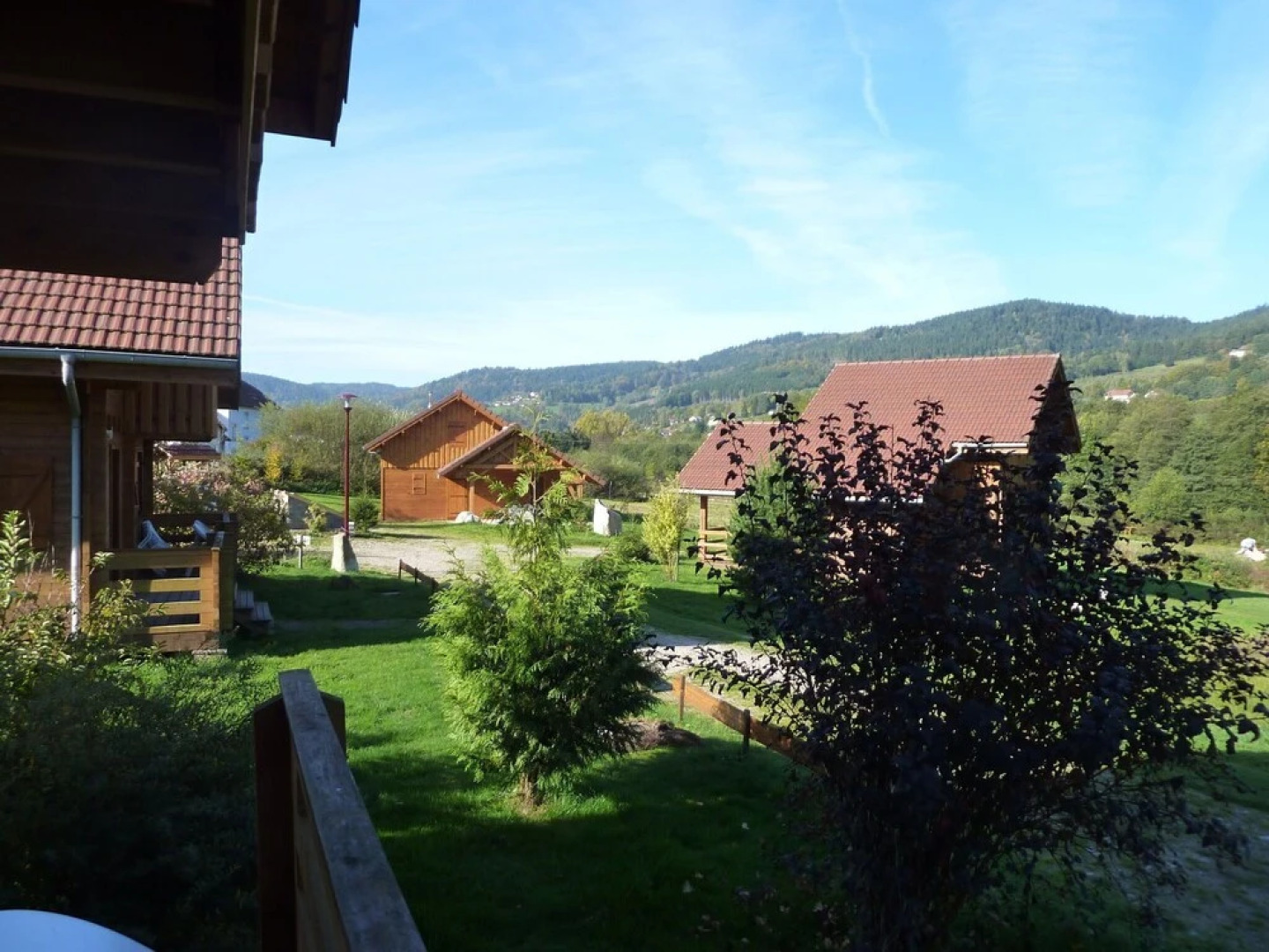 Wooden Chalet Close to Lake
