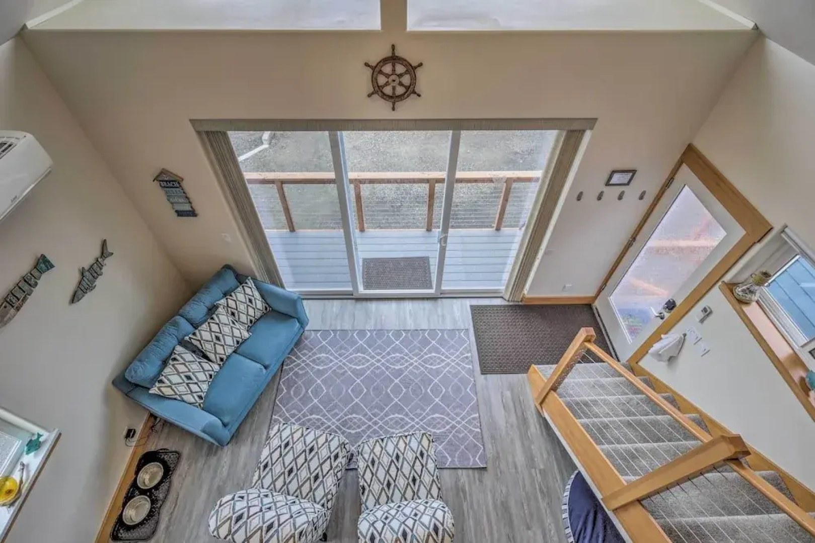 Chic Beachfront Abode w/ Balcony & Beach Access!
