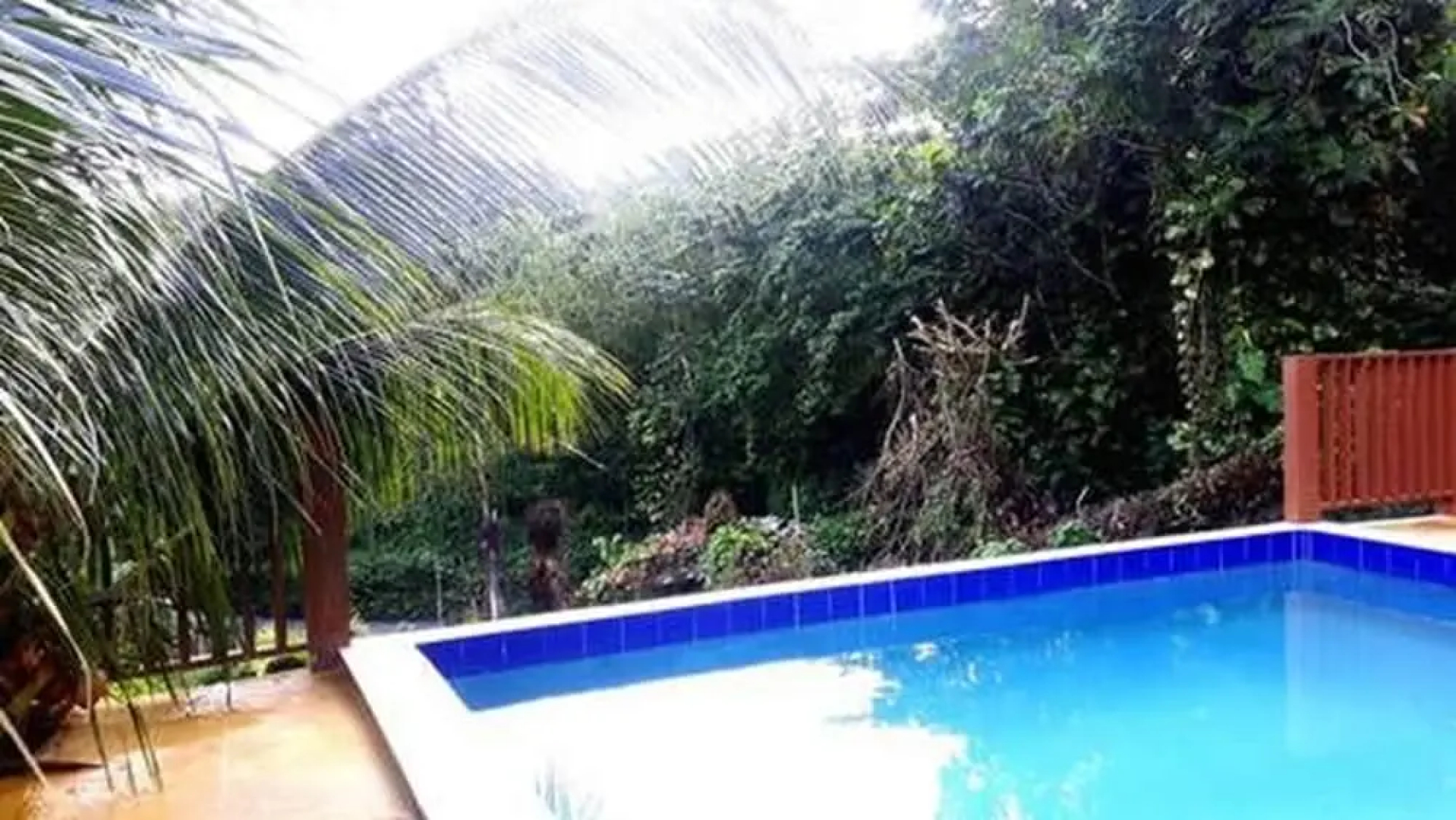 The blue Lagoon Hostel & Private Rooms