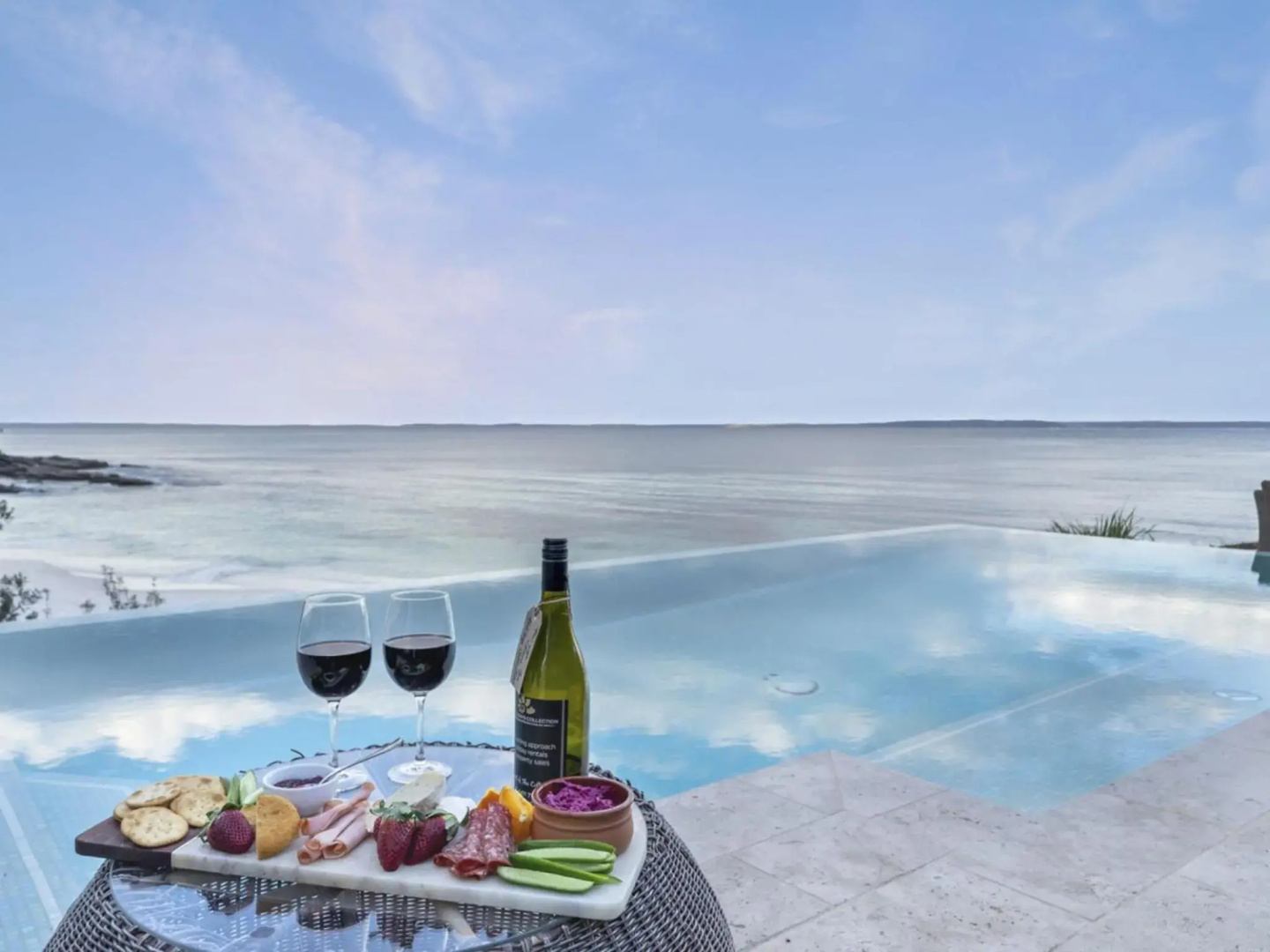 Horizons at Hyams Beach 4pm Check Out Sundays