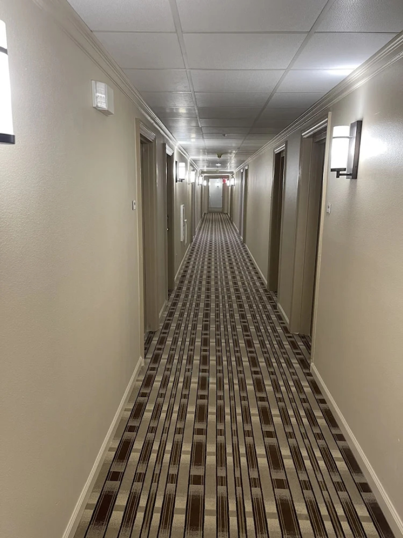 New Hartford Hotel