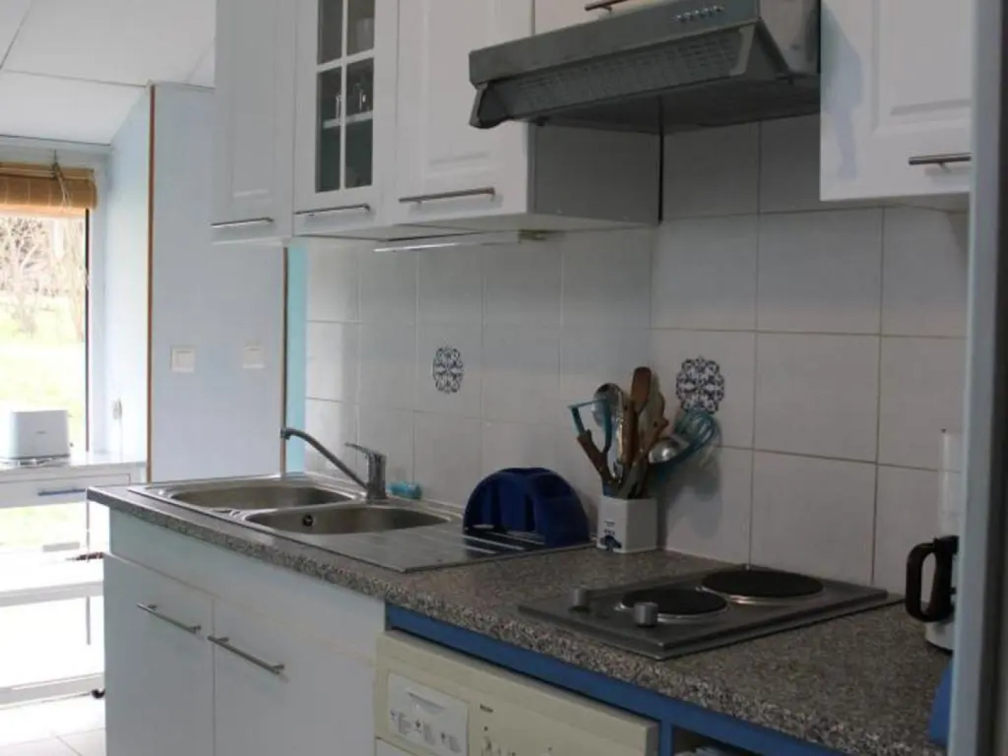 Gîte Châtel-de-Neuvre, 2 pièces, 3 personnes - FR-1-489-22