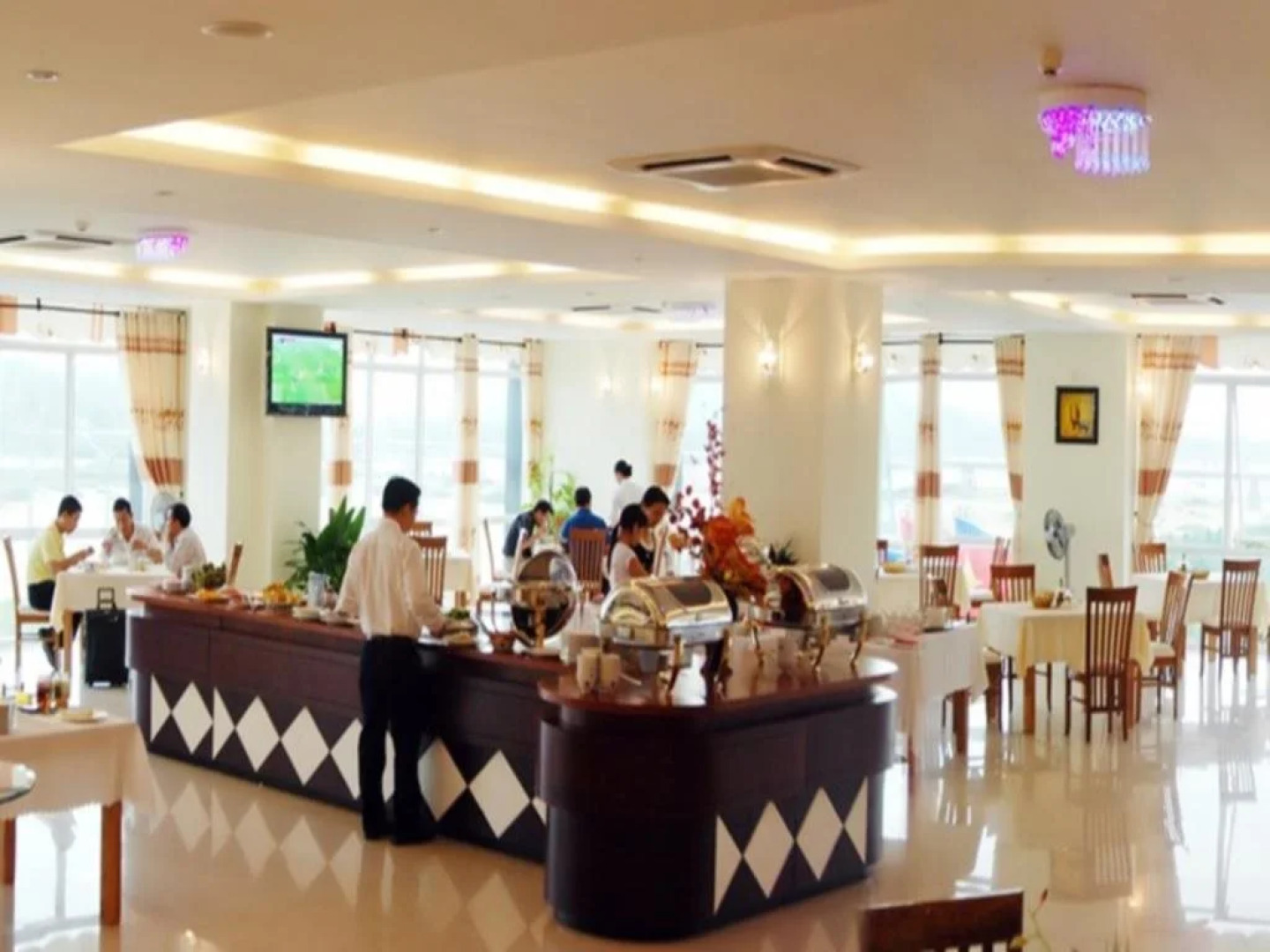 Thien An Riverside Hotel