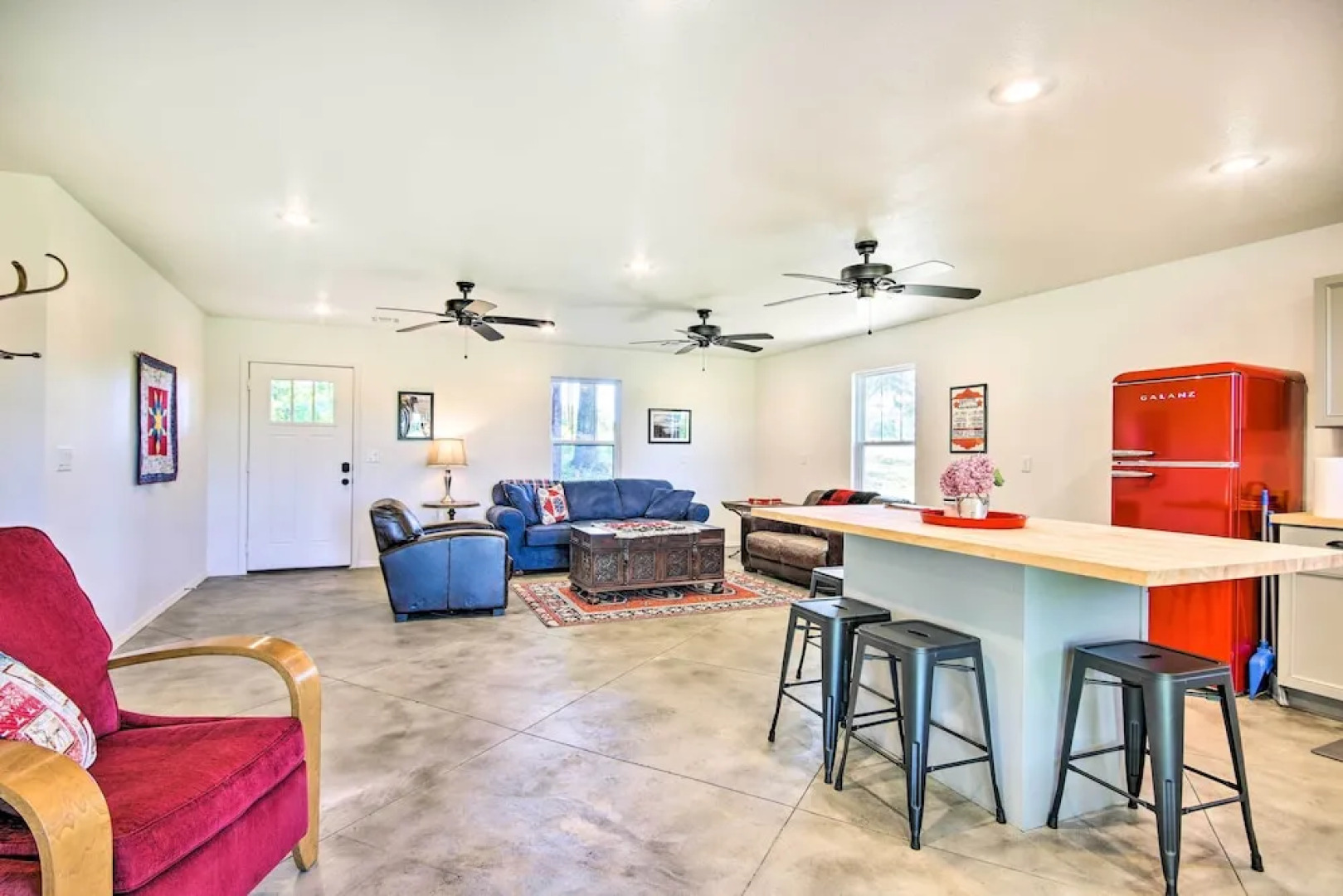 Pet-friendly Cabin on Wolf Creek at Grand Lake!