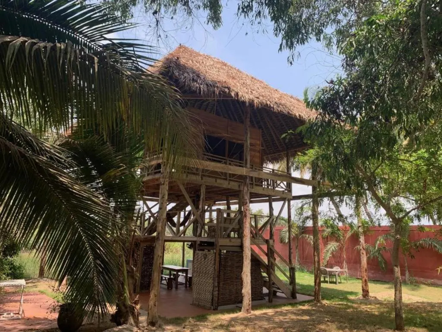 Natura luxury camp