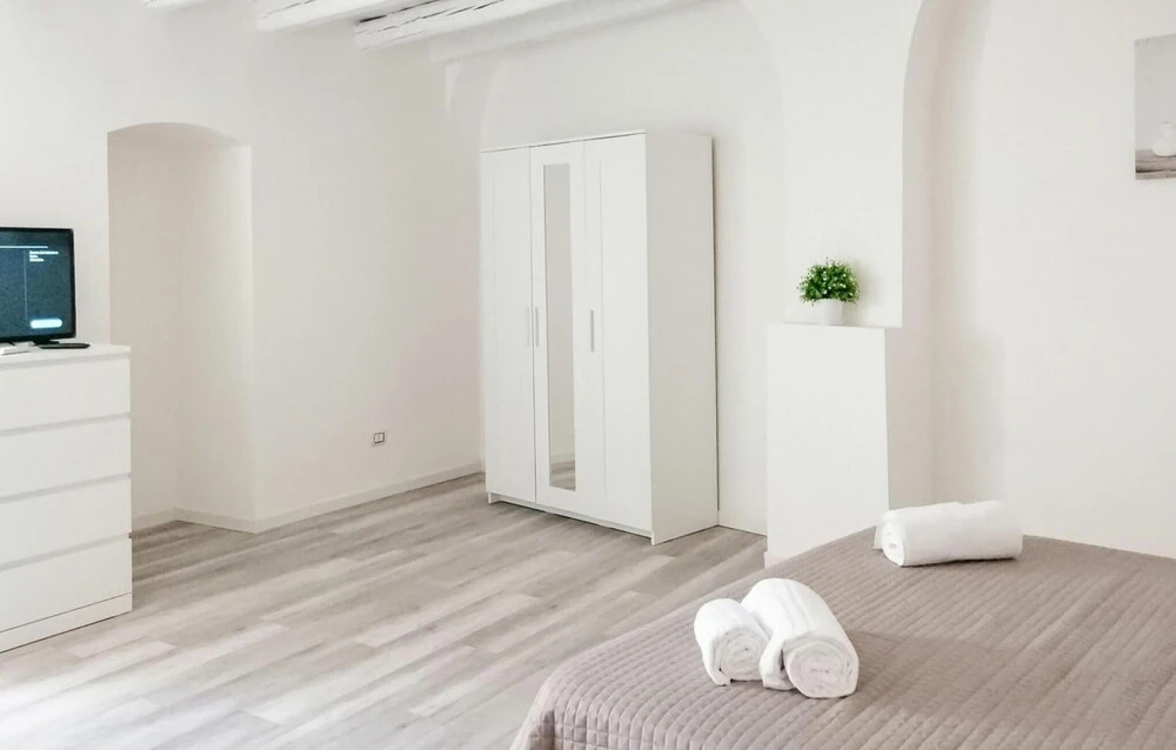 Stunning Home in Noicattaro With Wifi and 2 Bedrooms