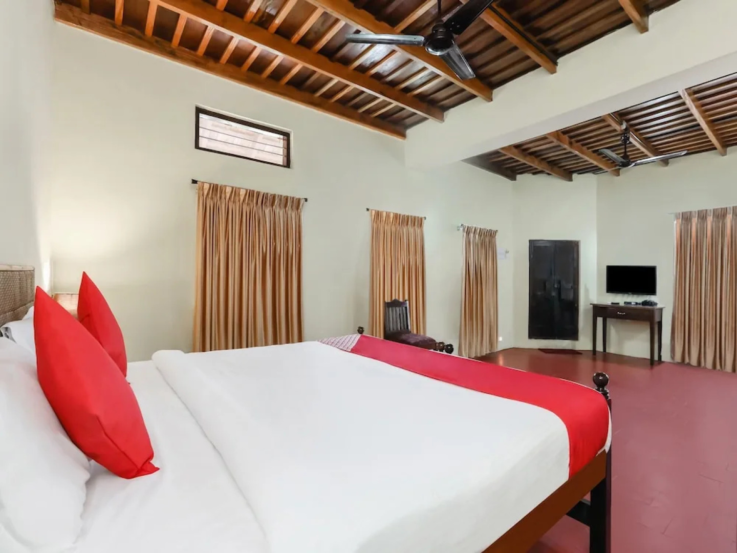 OYO 19168 Alathcad Homestay