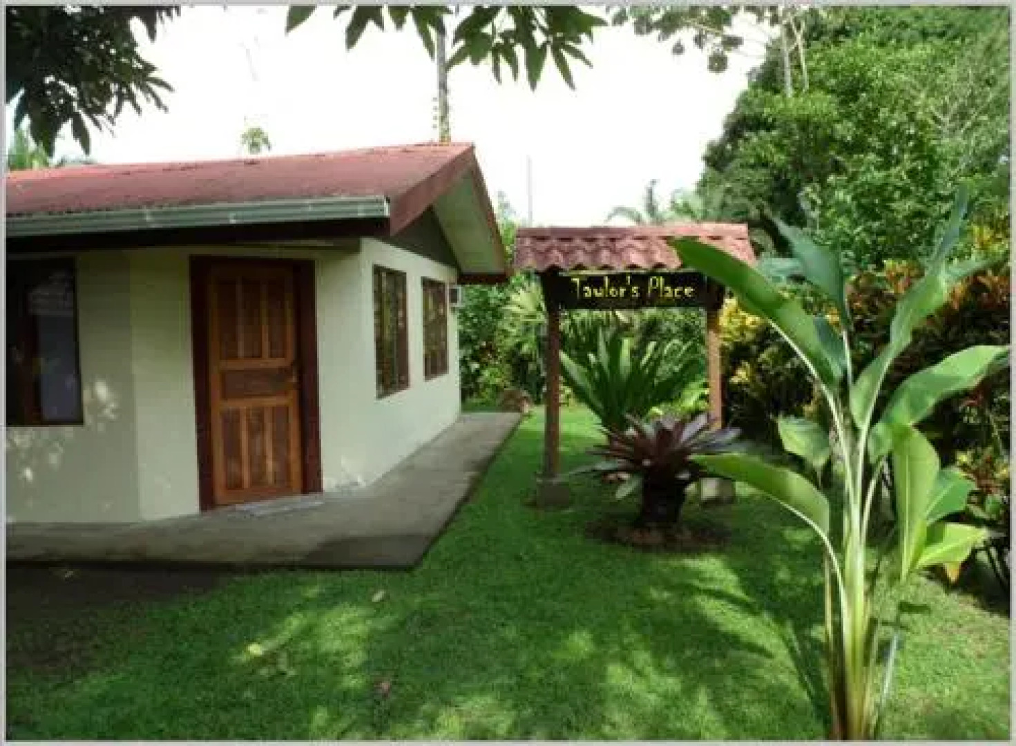 Taylor's Place Tortuguero Costa Rica
