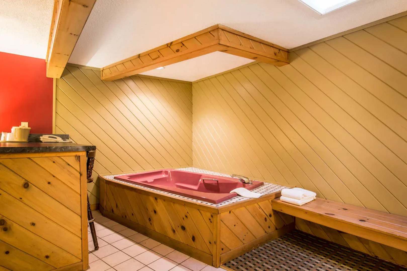 Econo Lodge Inn & Suites Lincoln