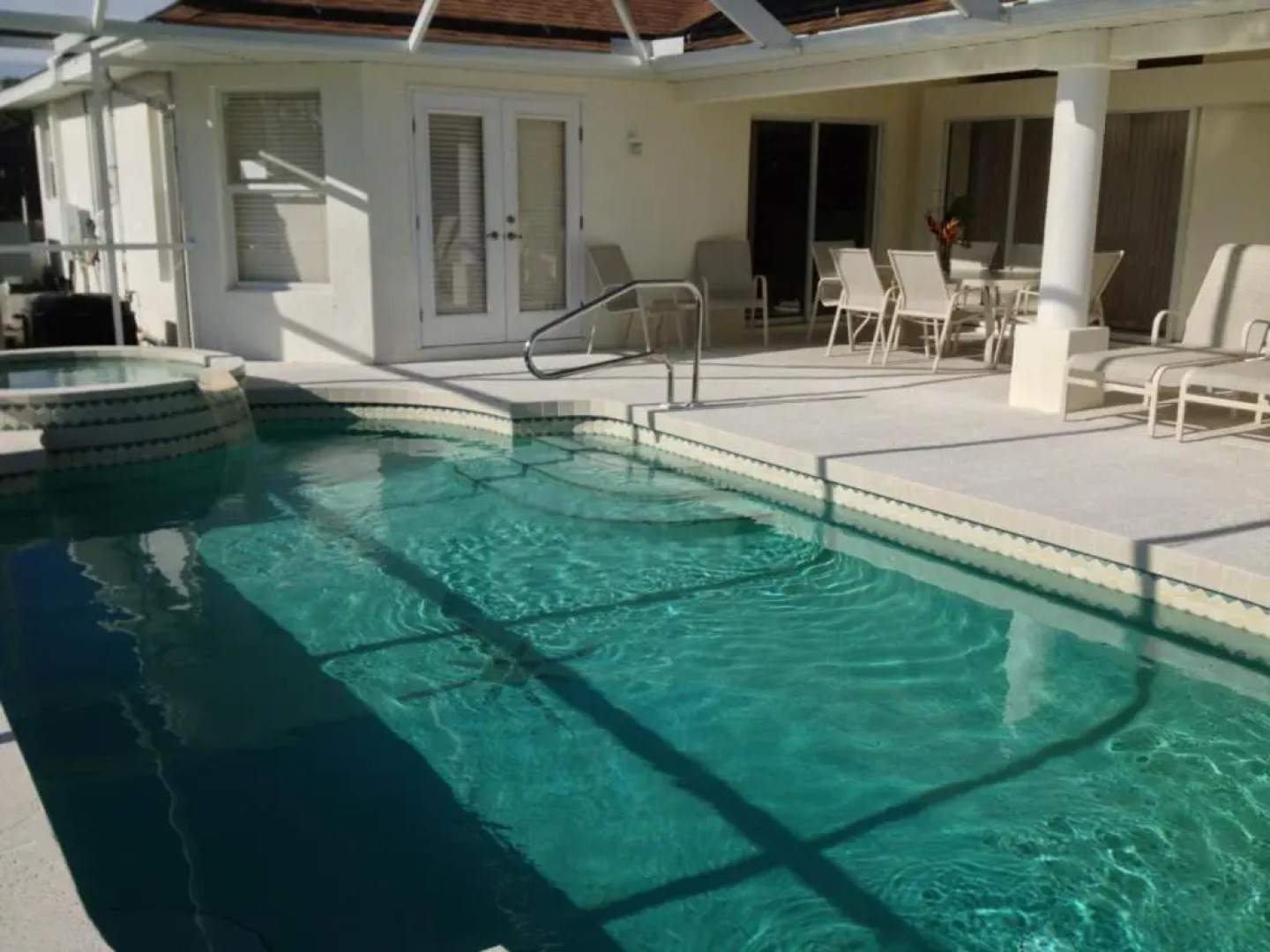 Broad Key Villa - Private Villa with heated pool and Spa - sleeps 8