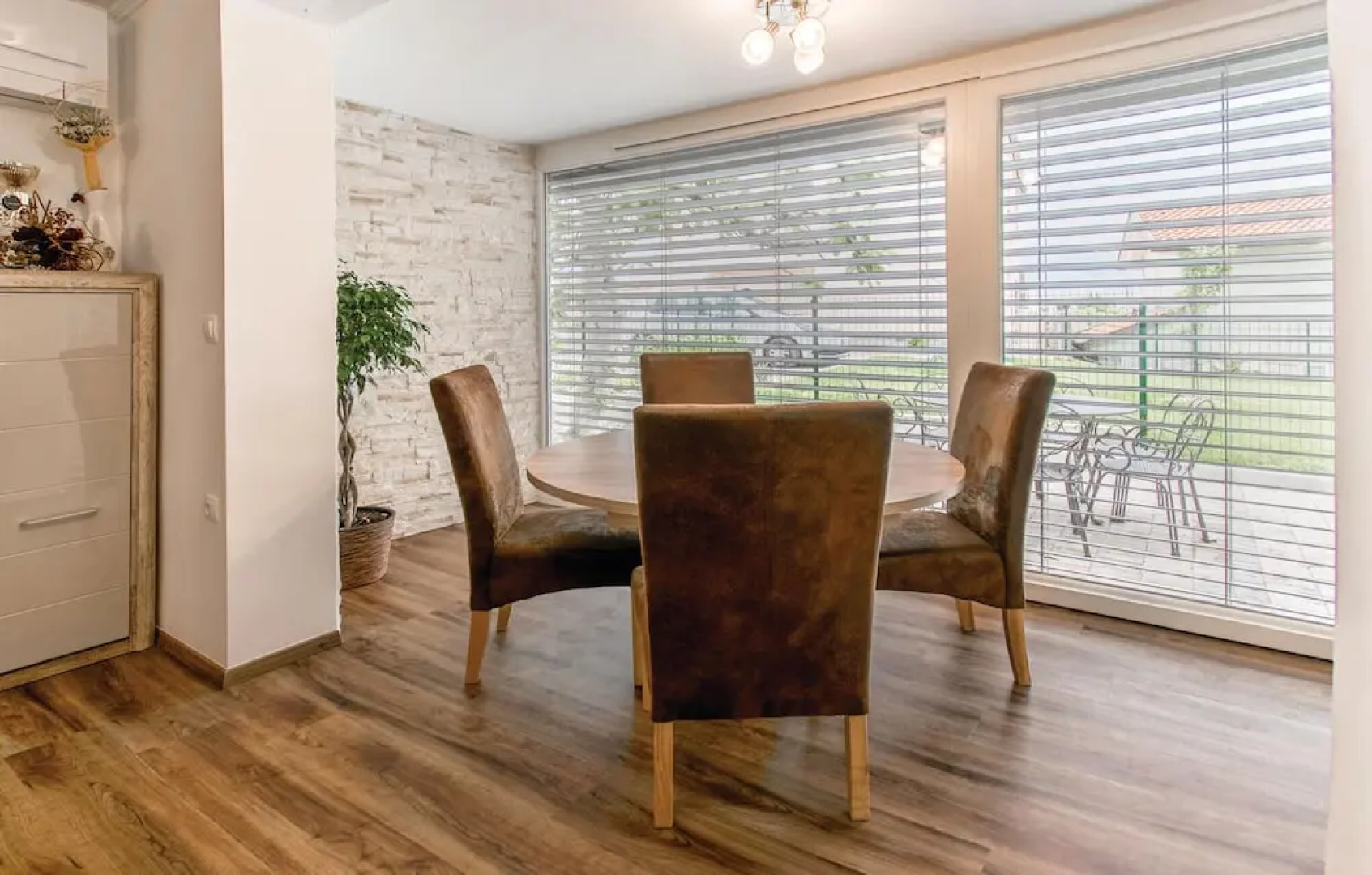 Awesome Home in Izola With Sauna, Wifi and 3 Bedrooms